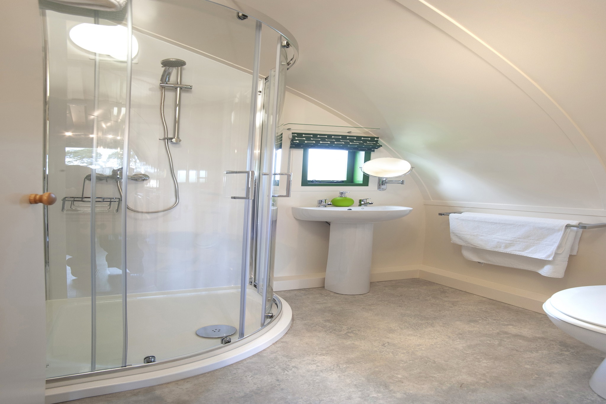 Barebones Glamping-Badkamer