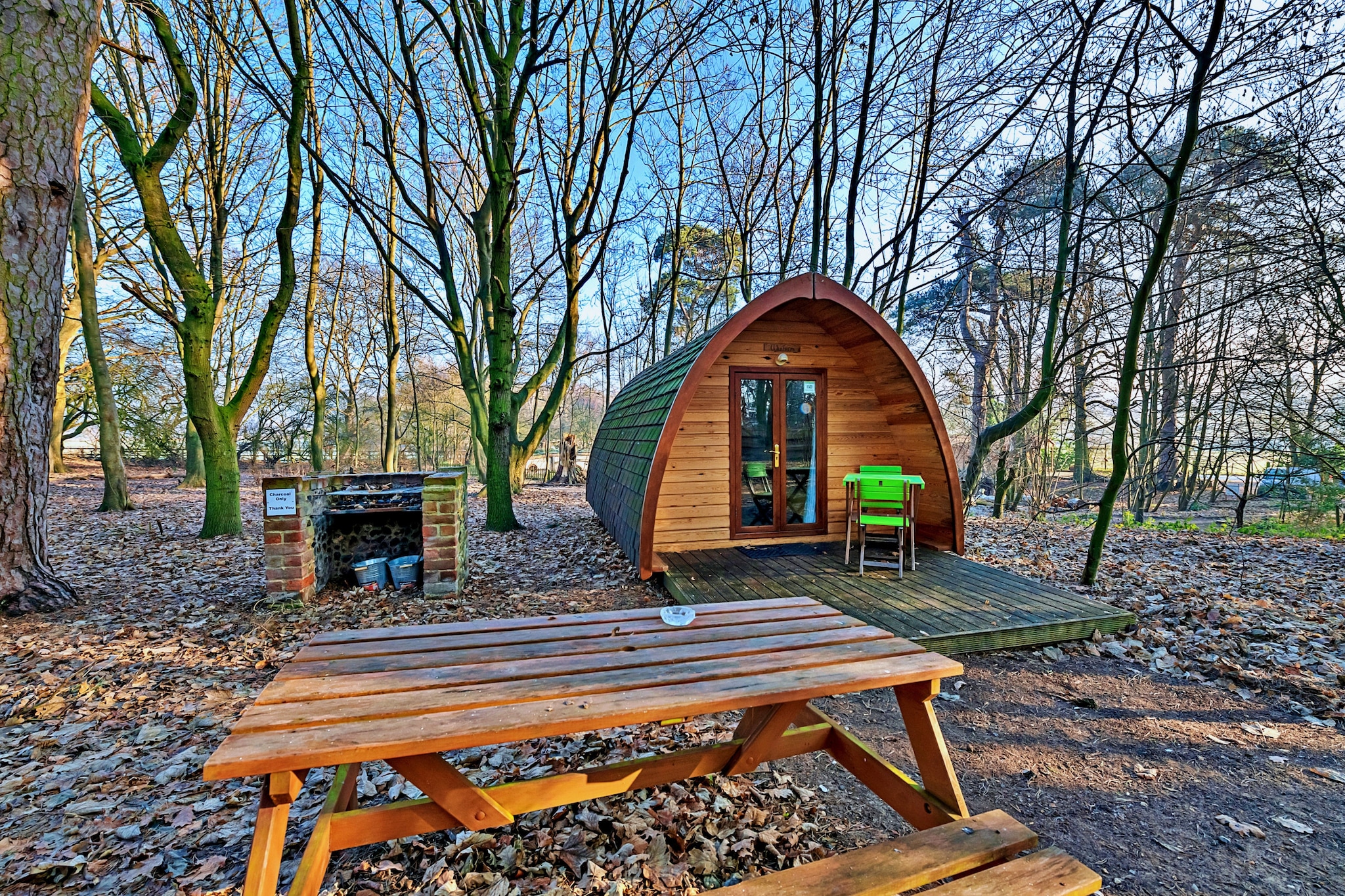 Living room(double sofa bed, TV, dining table, seating area), Kitchen(electric kettle, toaster, oven, fridge, dishes and cutlery), bedroom(double bed), bathroom(shower), Internet access, single sofa bed, heating(electric), garden, garden furniture, BBQ, parking