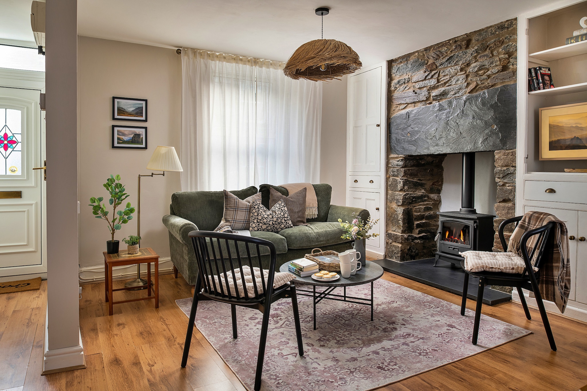 Bwthyn Llechi (Slate Cottage)-Woonkamer