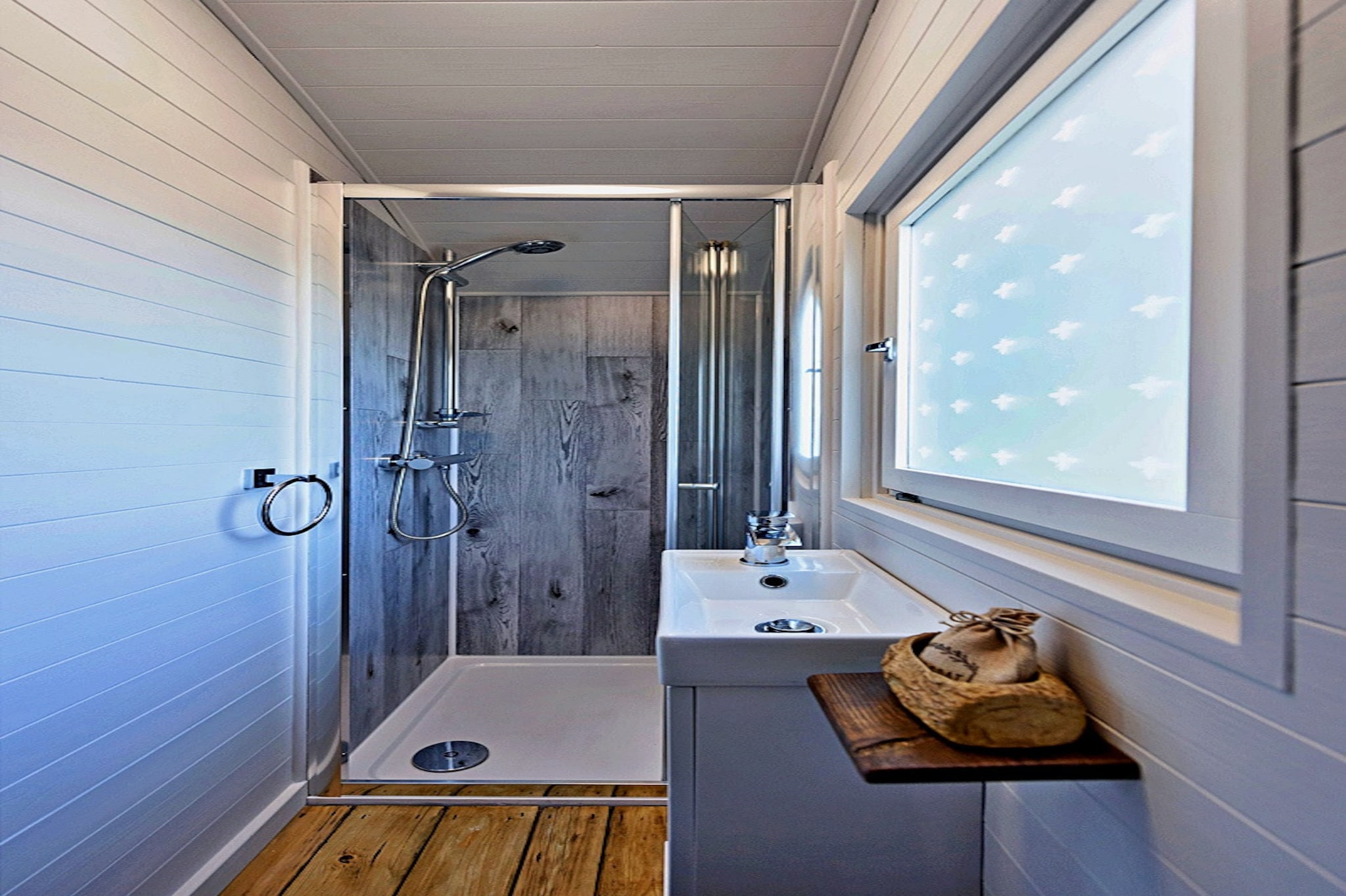 'Elen' Gypsy Hut-Badkamer