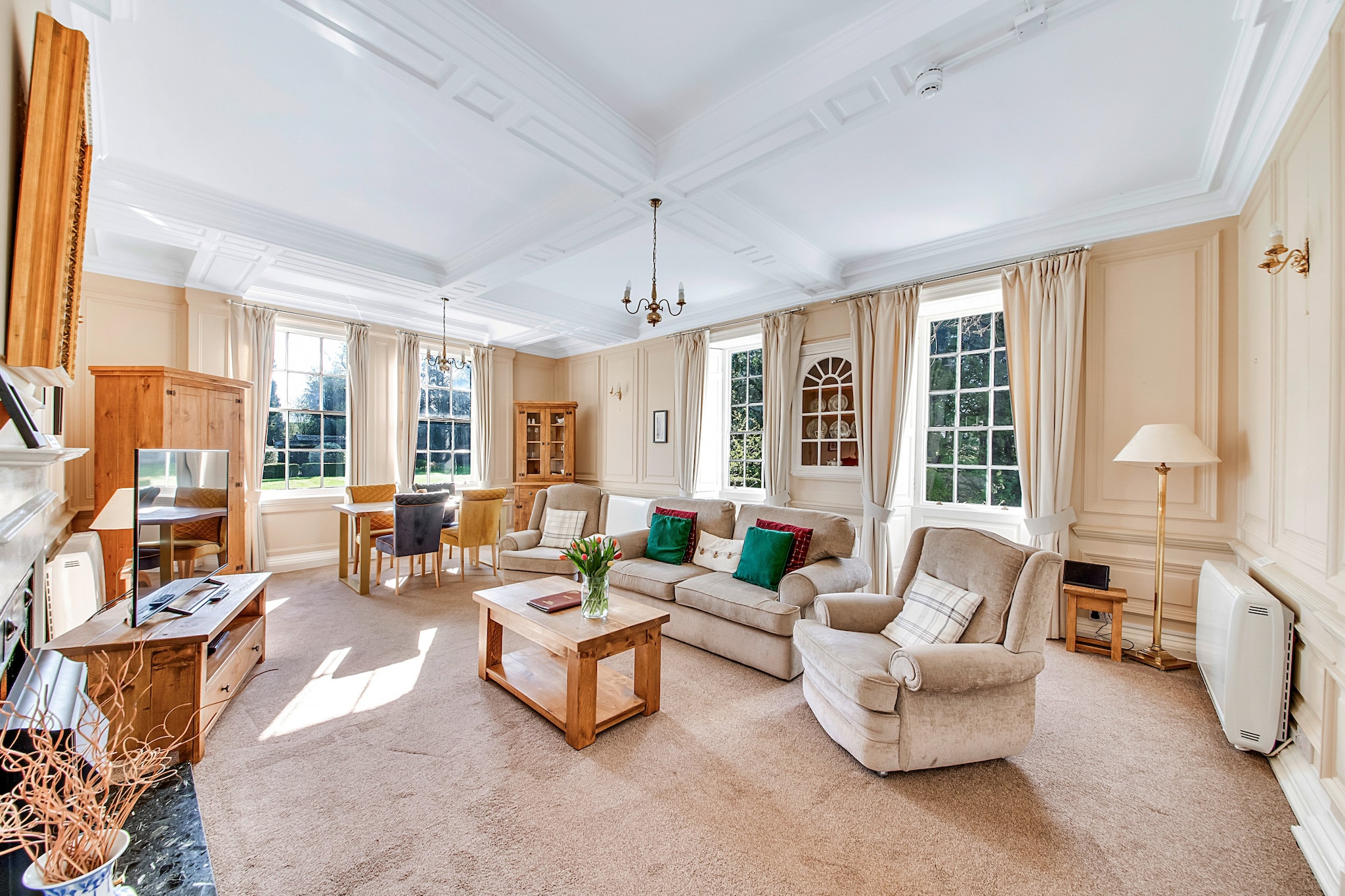 Mowbray Hall Apt-Woonkamer