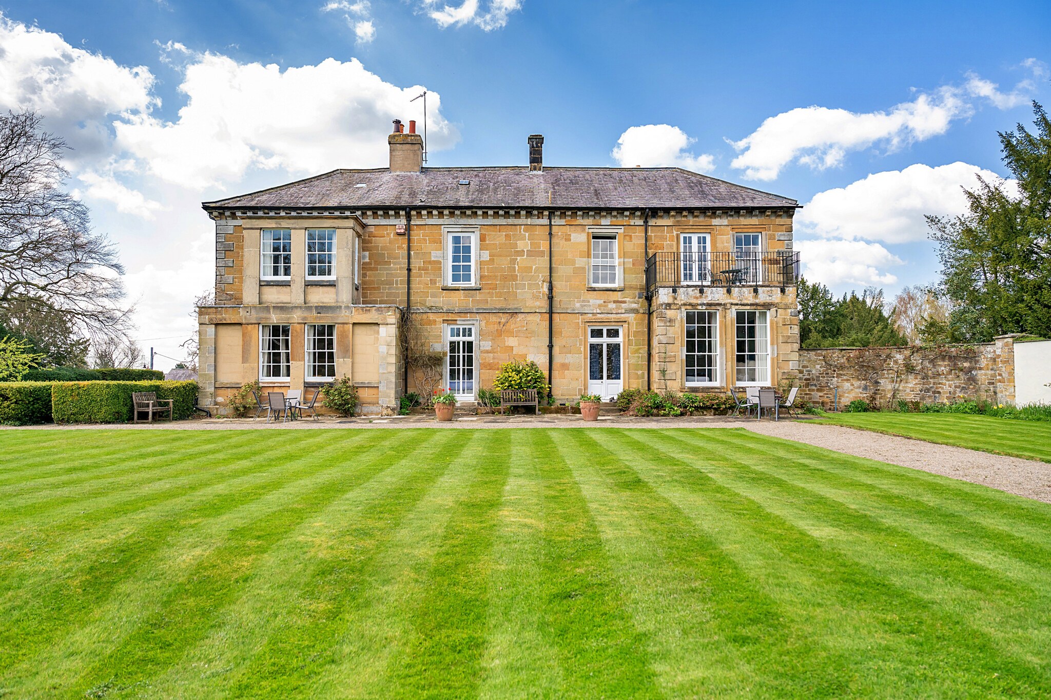 Roulston Hall Apt