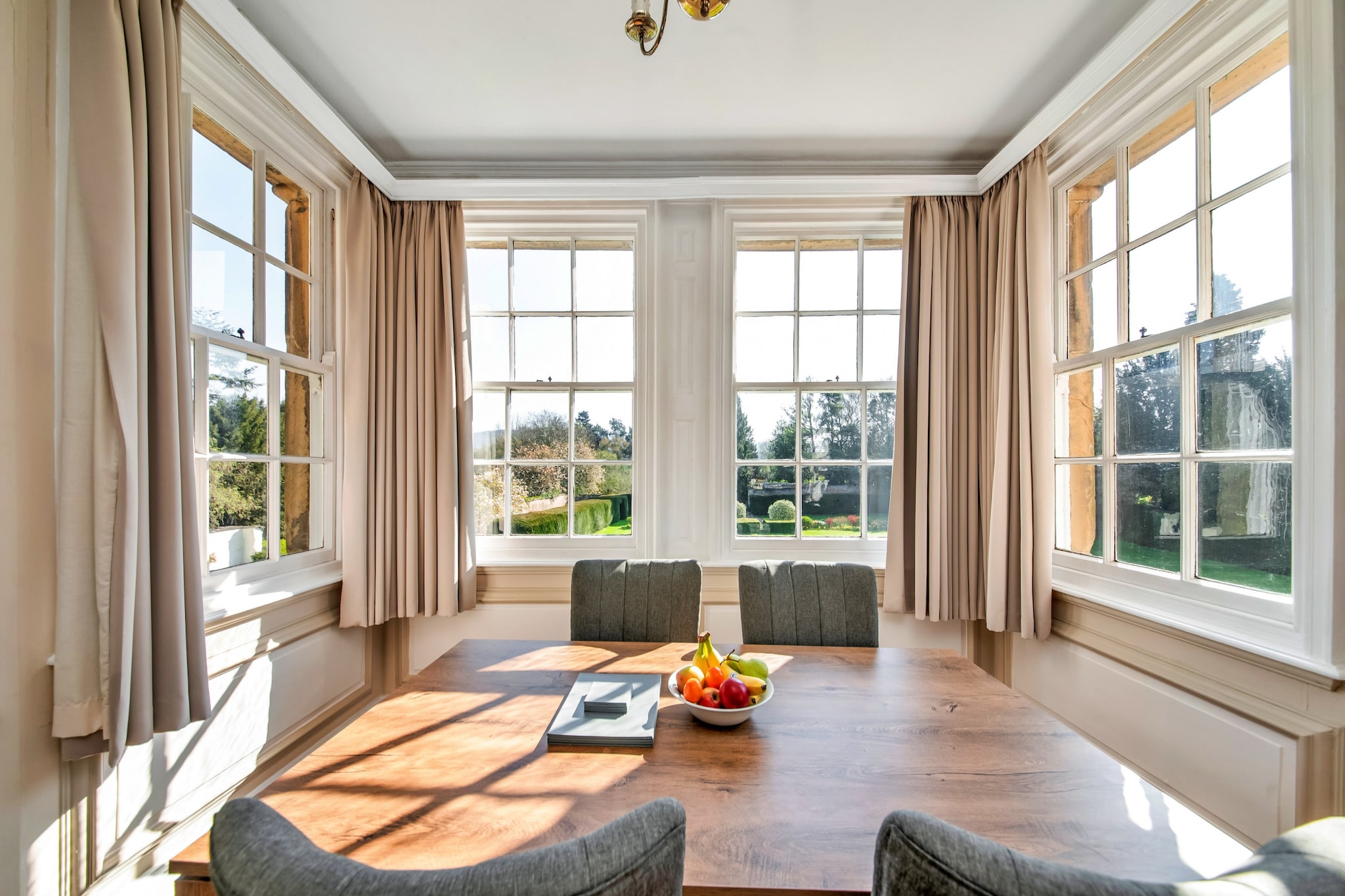 Sutton Hall Apt-Eetkamer
