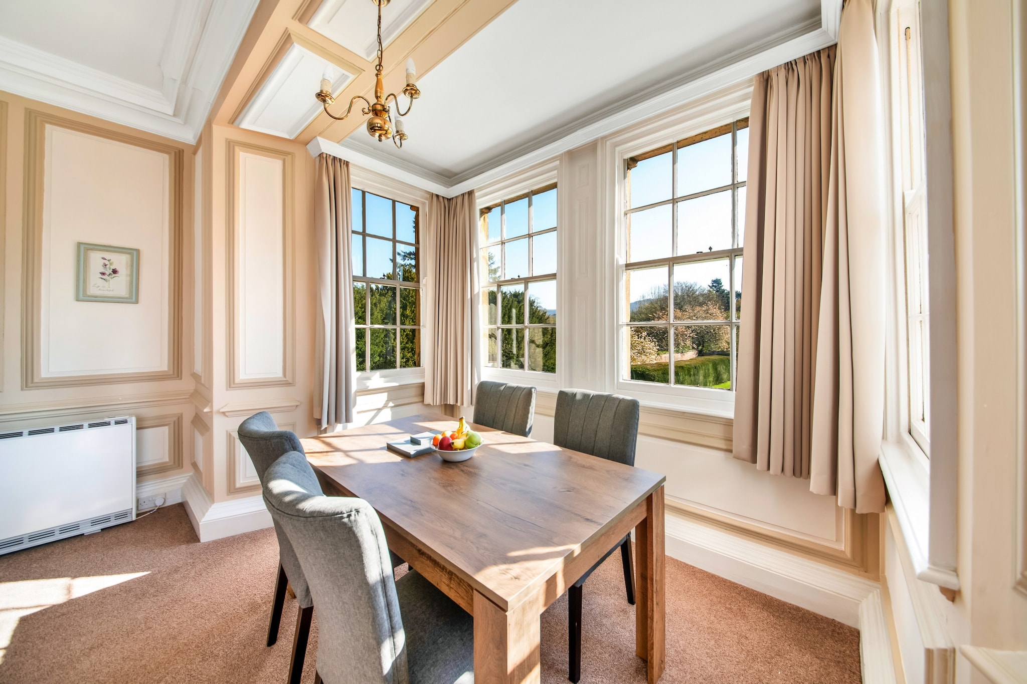 Sutton Hall Apt-Eetkamer