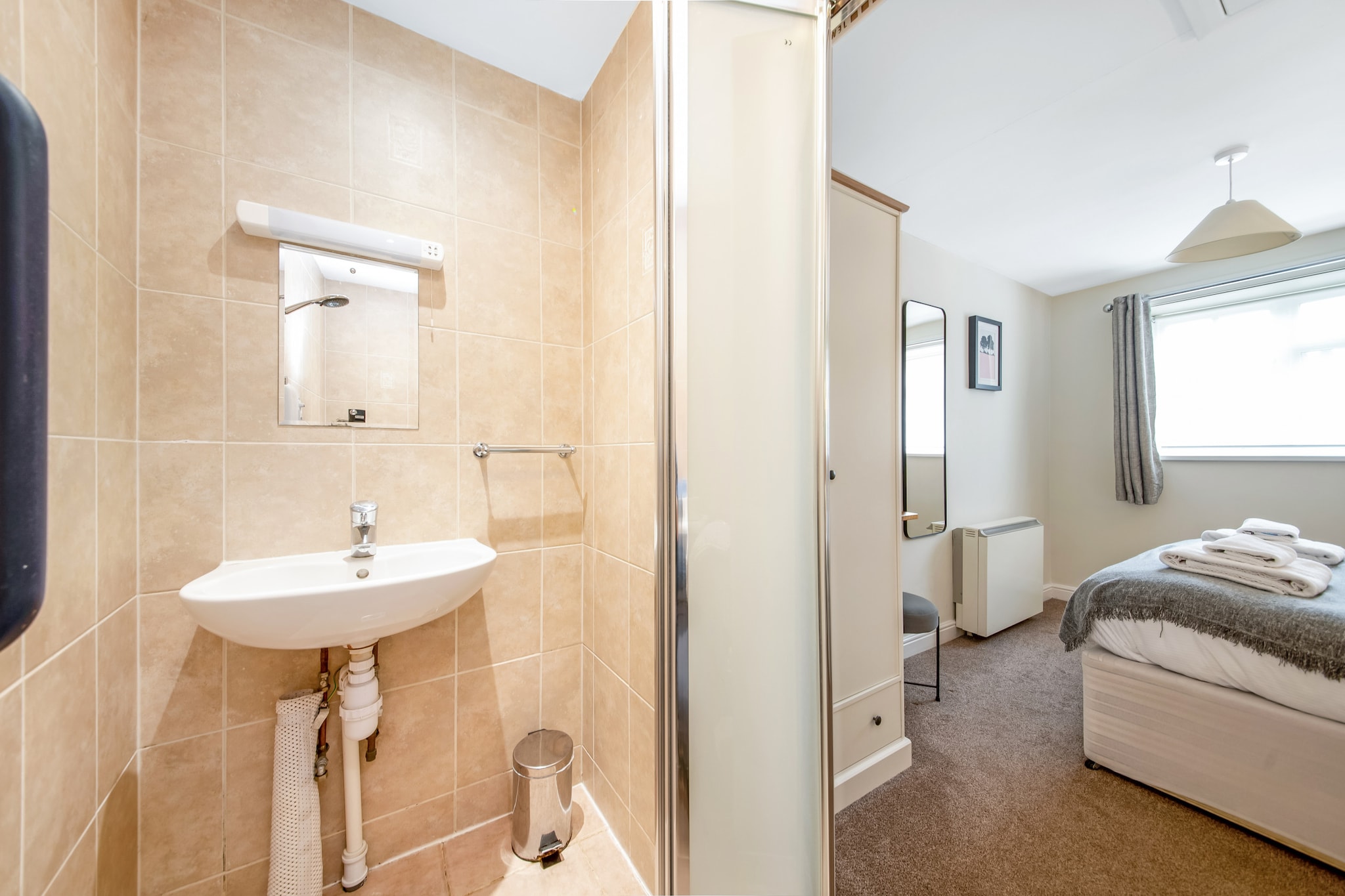 Ryedale Hall Cottage-Badkamer