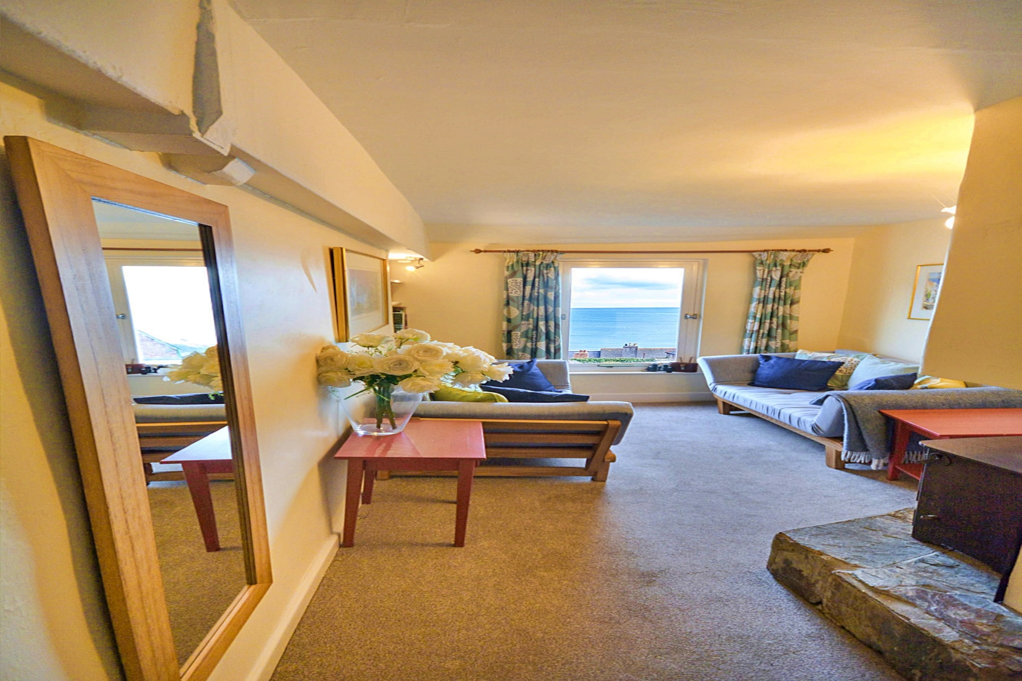Penlee Narrows, Kingsand-Woonkamer