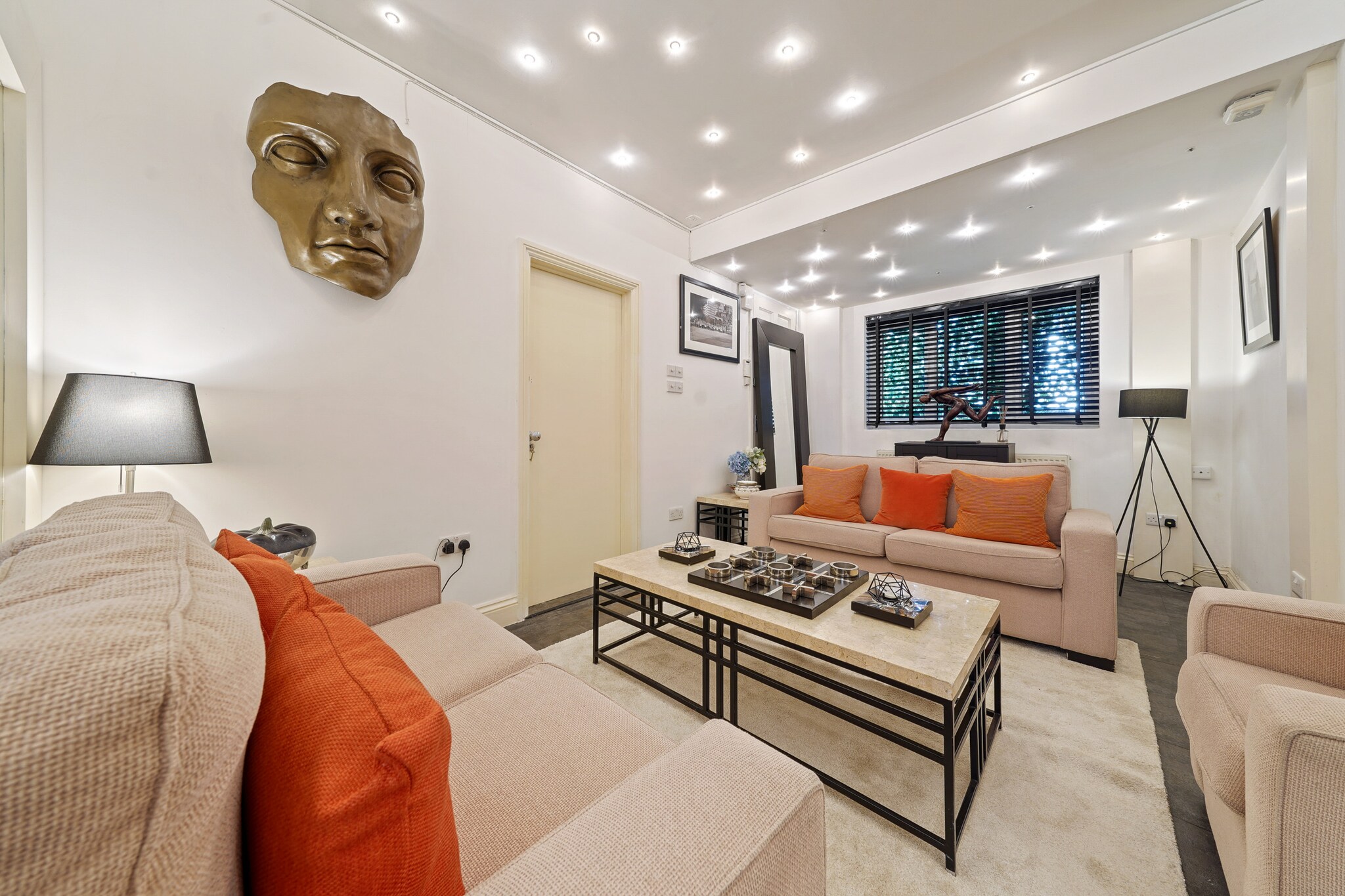 Regents Apartment