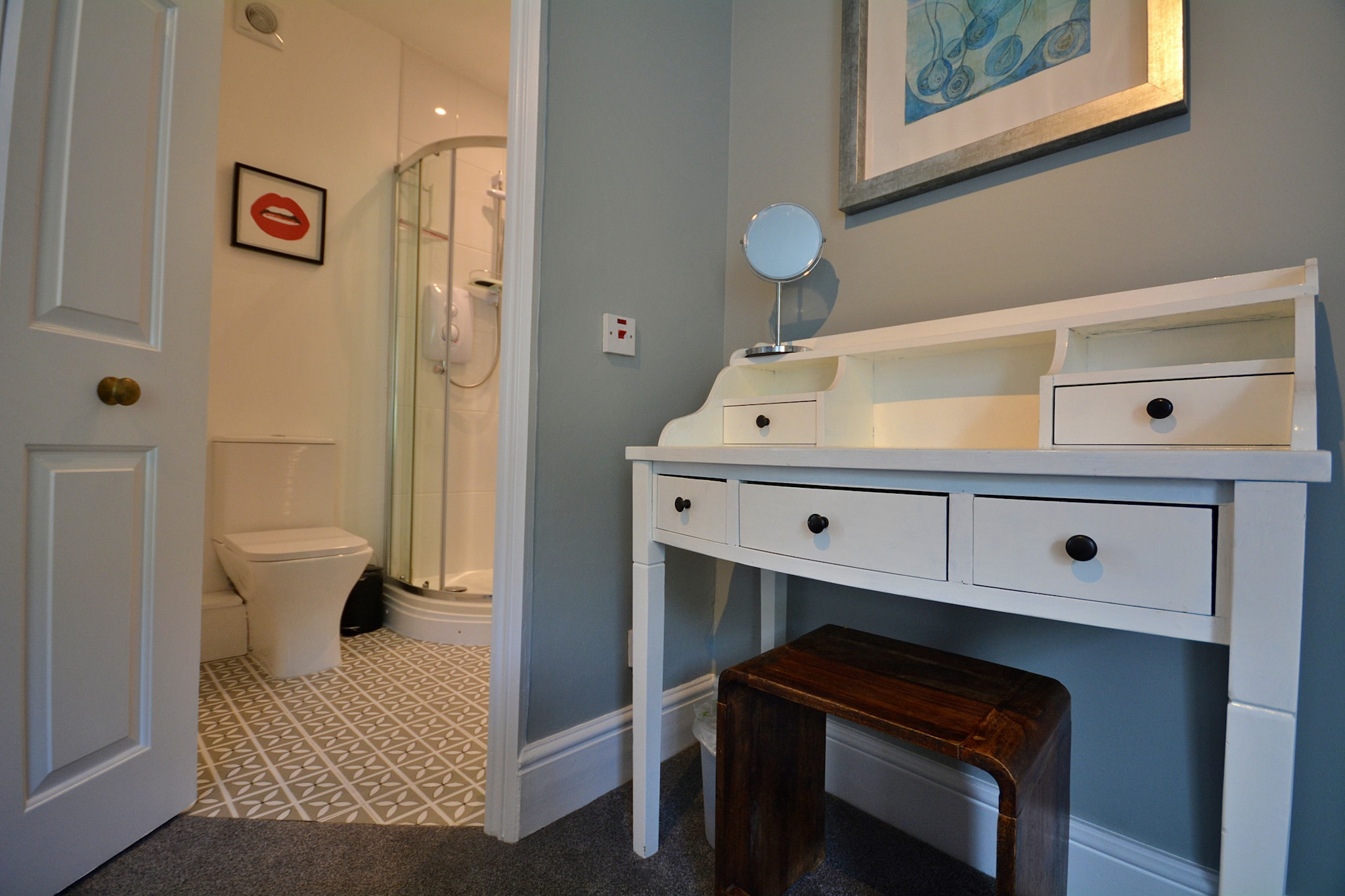 Woodleigh, Cawsand-Badkamer