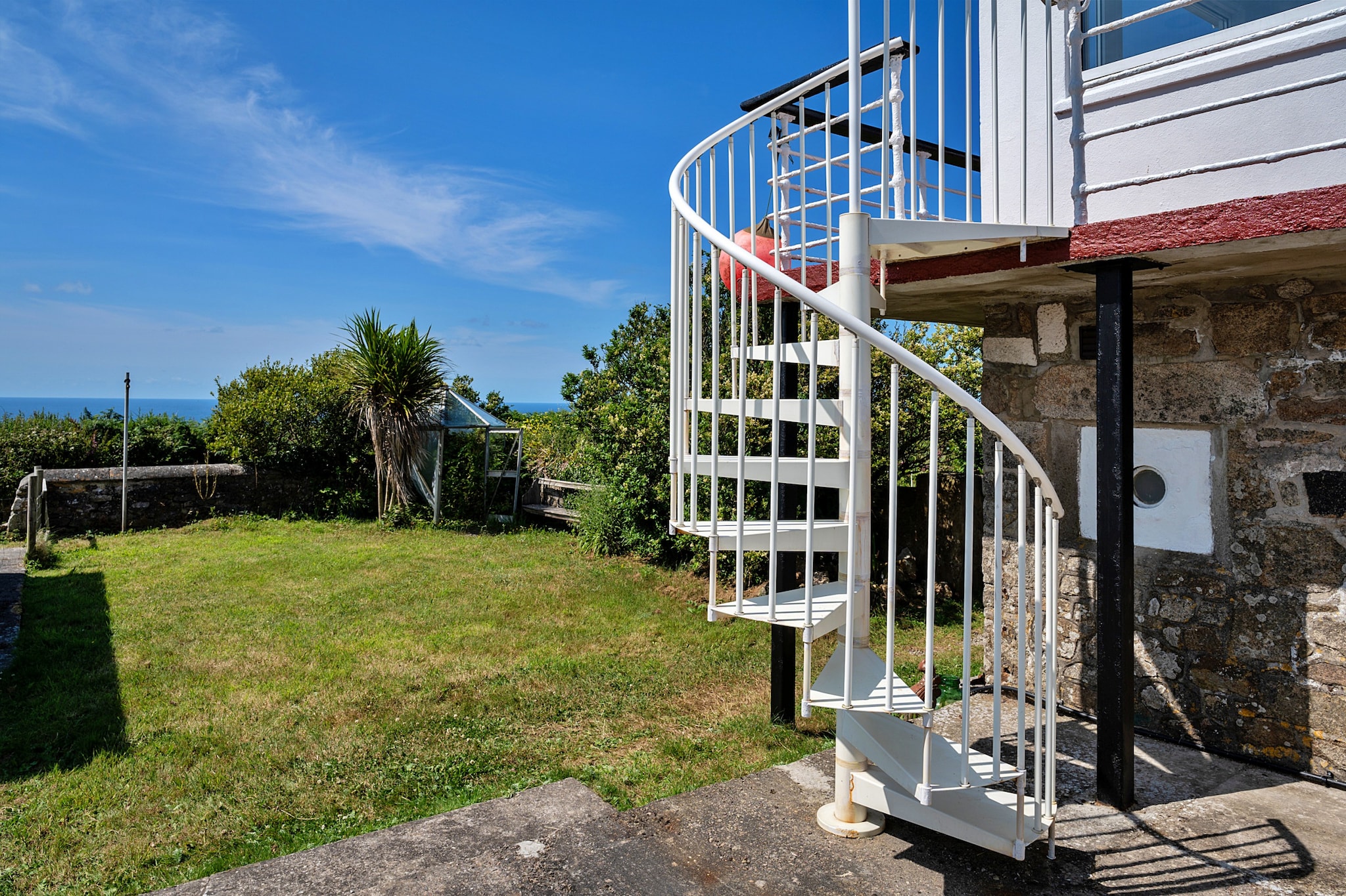 The Watchtower at Western Watch-Tuinen zomer
