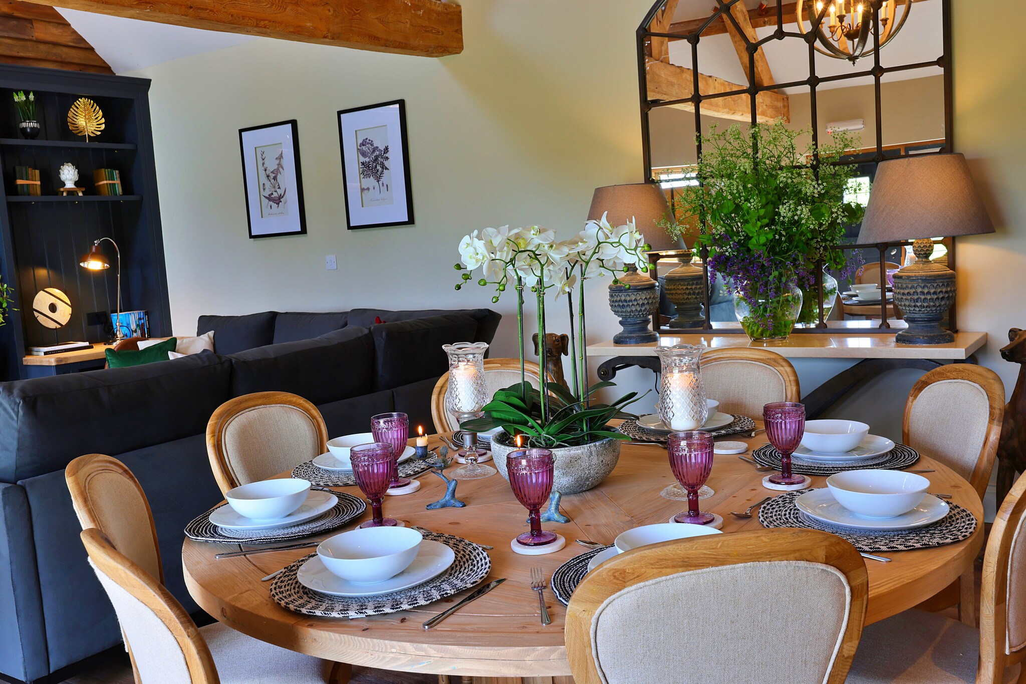The Coach House-Niet-getagd