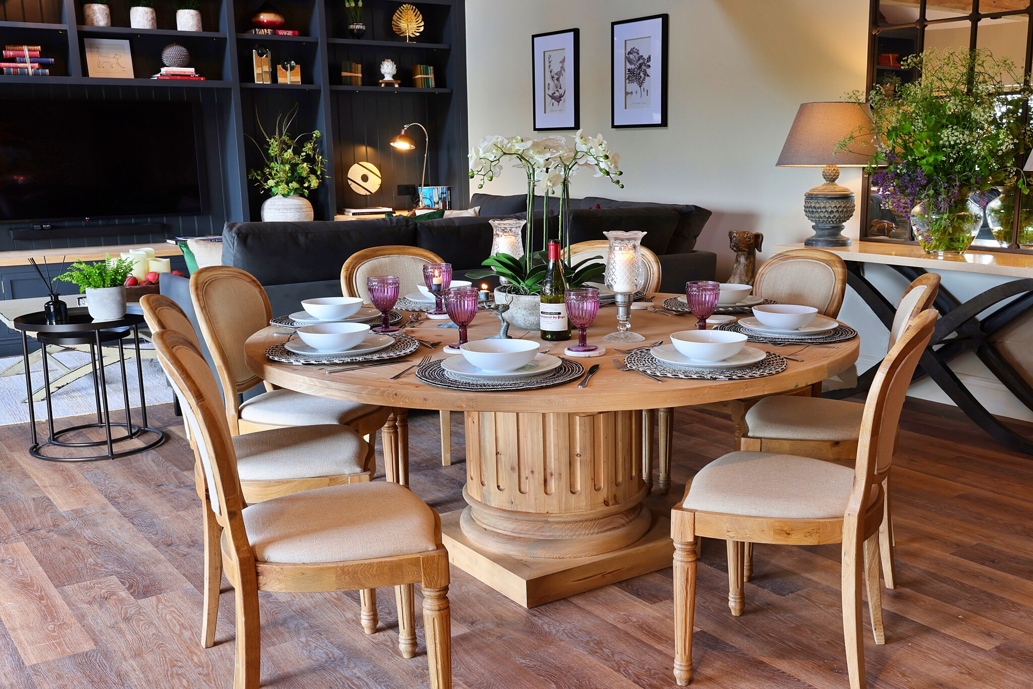 The Coach House-Niet-getagd