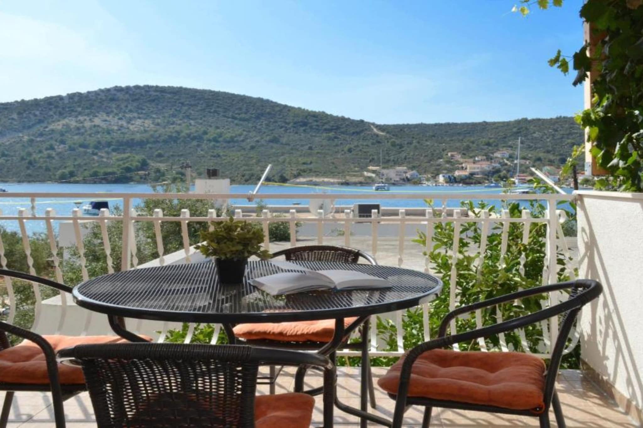 Apartments Nina - Two Bedroom Apartment with Balcony A1-Terrace balcony