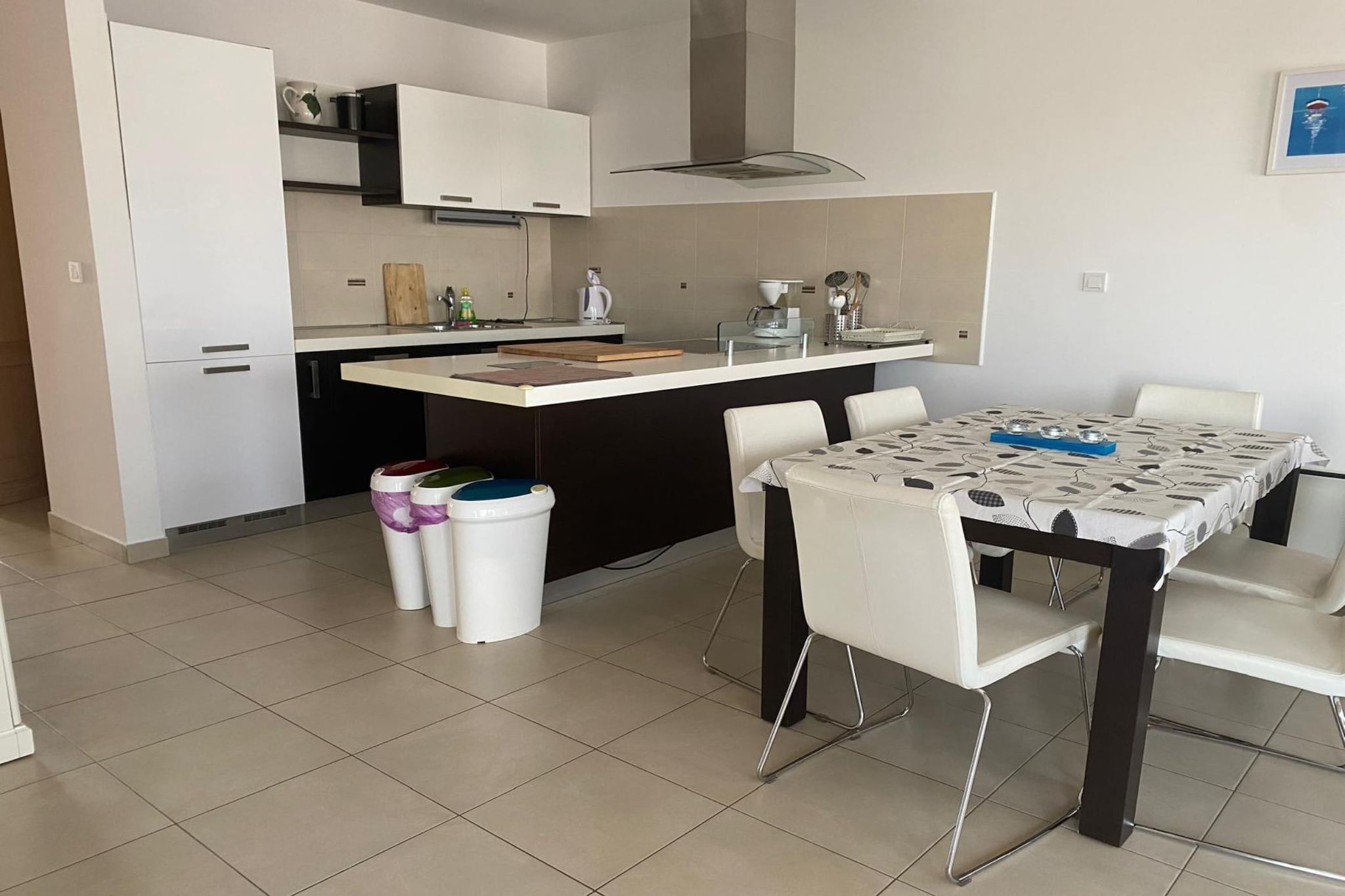 Panoramic Seaview Apartment Silver - Two Bedroom Apartment-Kitchen