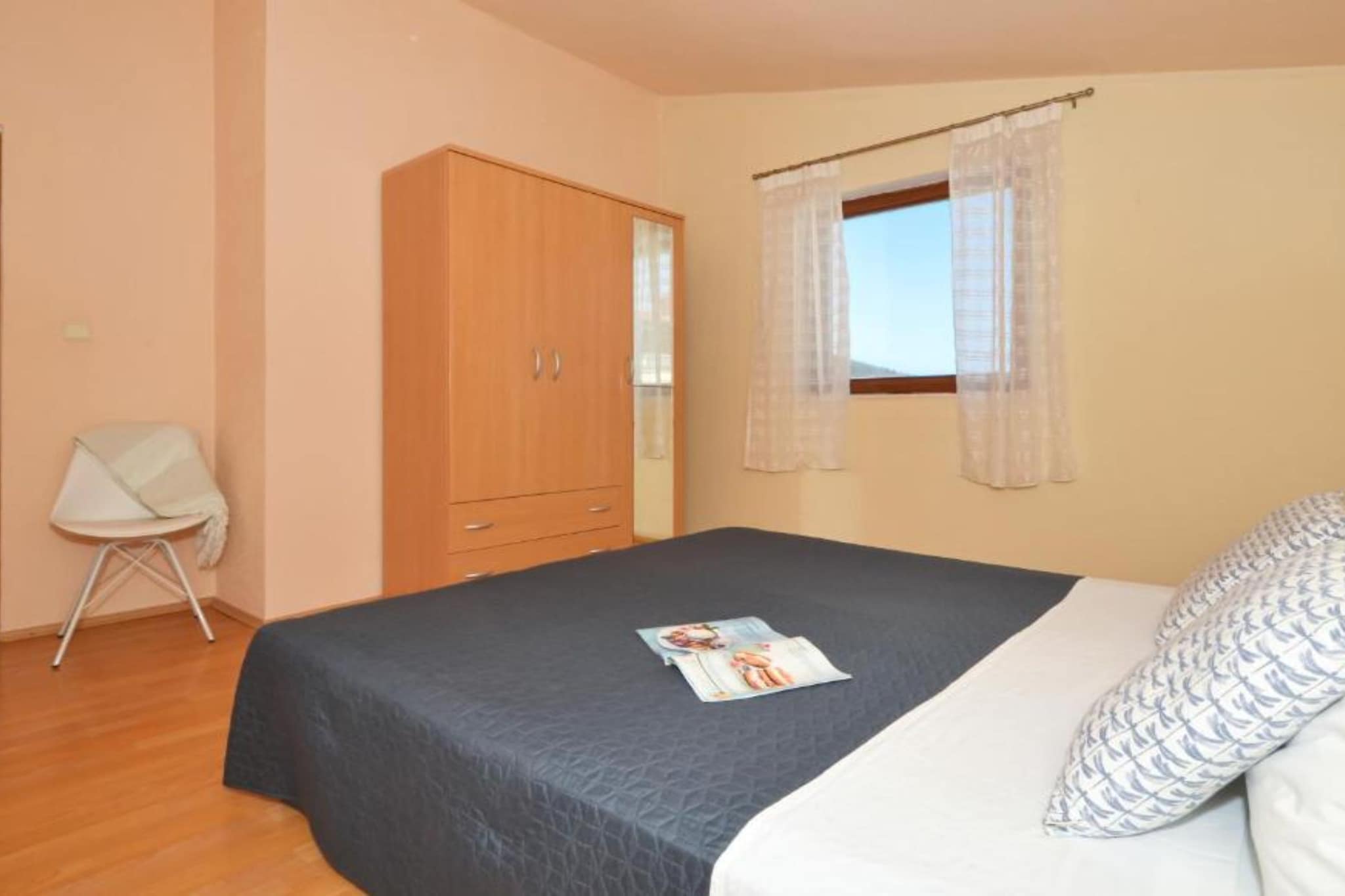 Apartments Nina - One Bedroom Apartment with Balcony A2-Bedroom