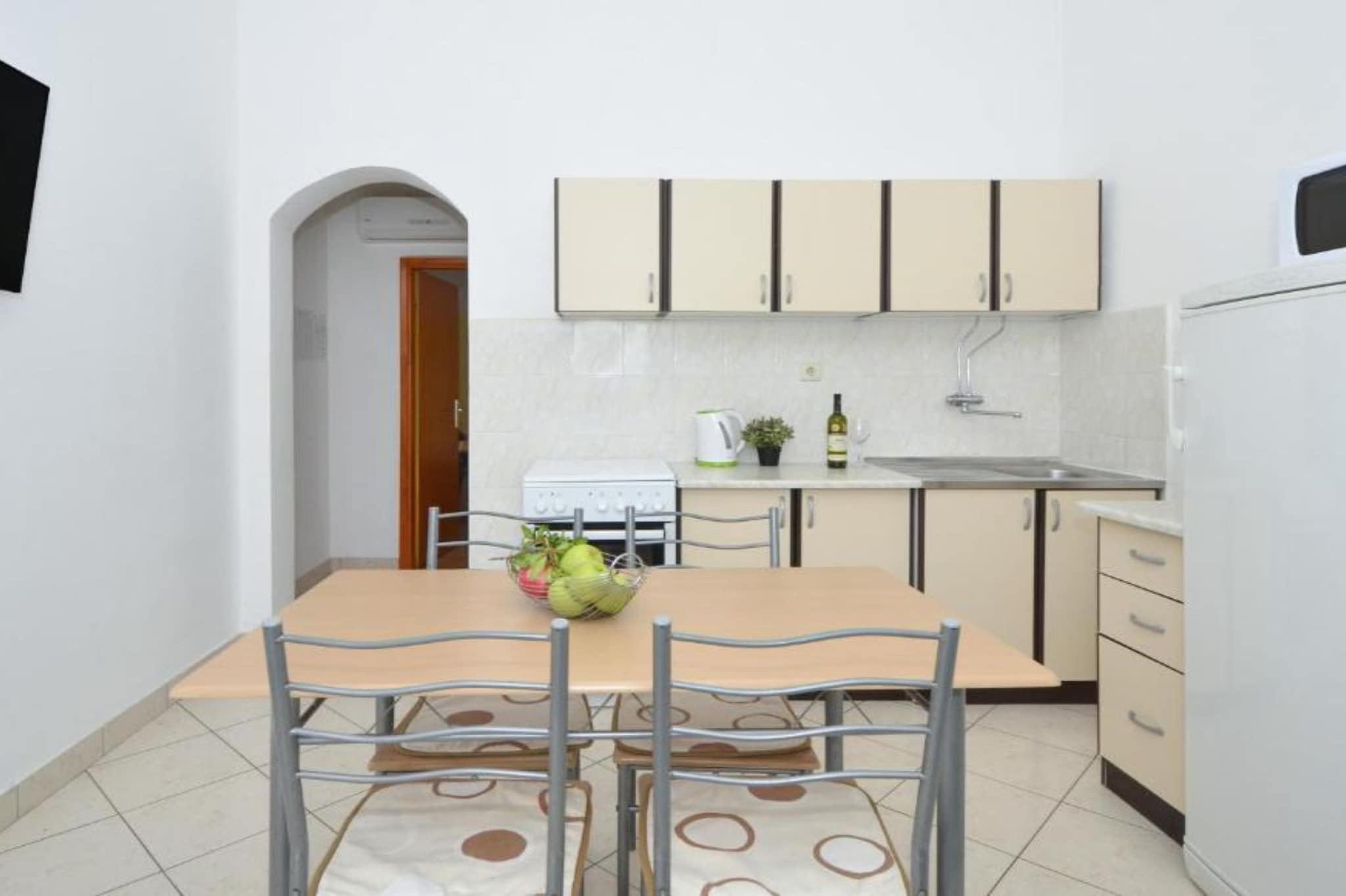 Apartments Nina - Two Bedroom Apartment with Balcony A3-Küche