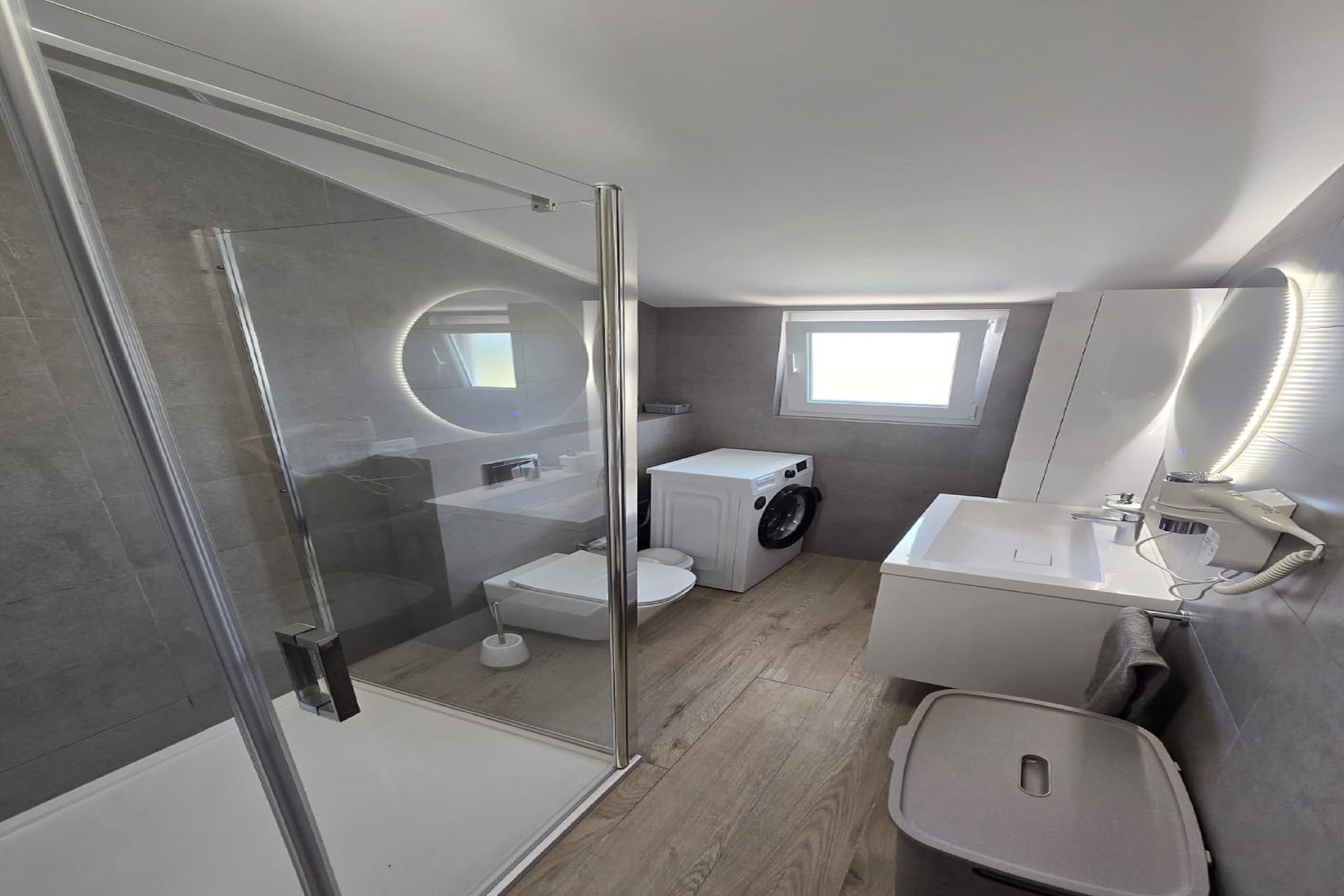 Apartments Ivankovic - Two Bedroom Apartment with Terrace-Badkamer