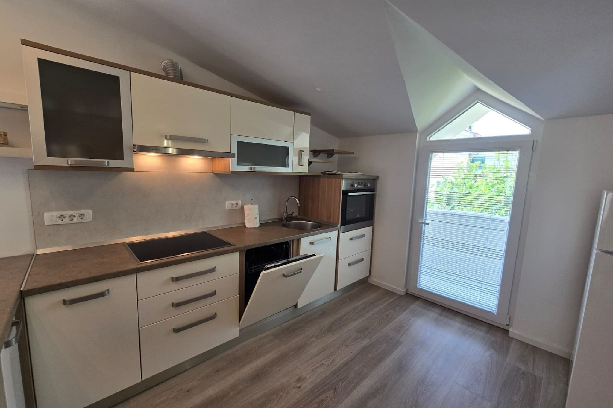 Apartments Ivankovic - Two Bedroom Apartment with Terrace-Keuken