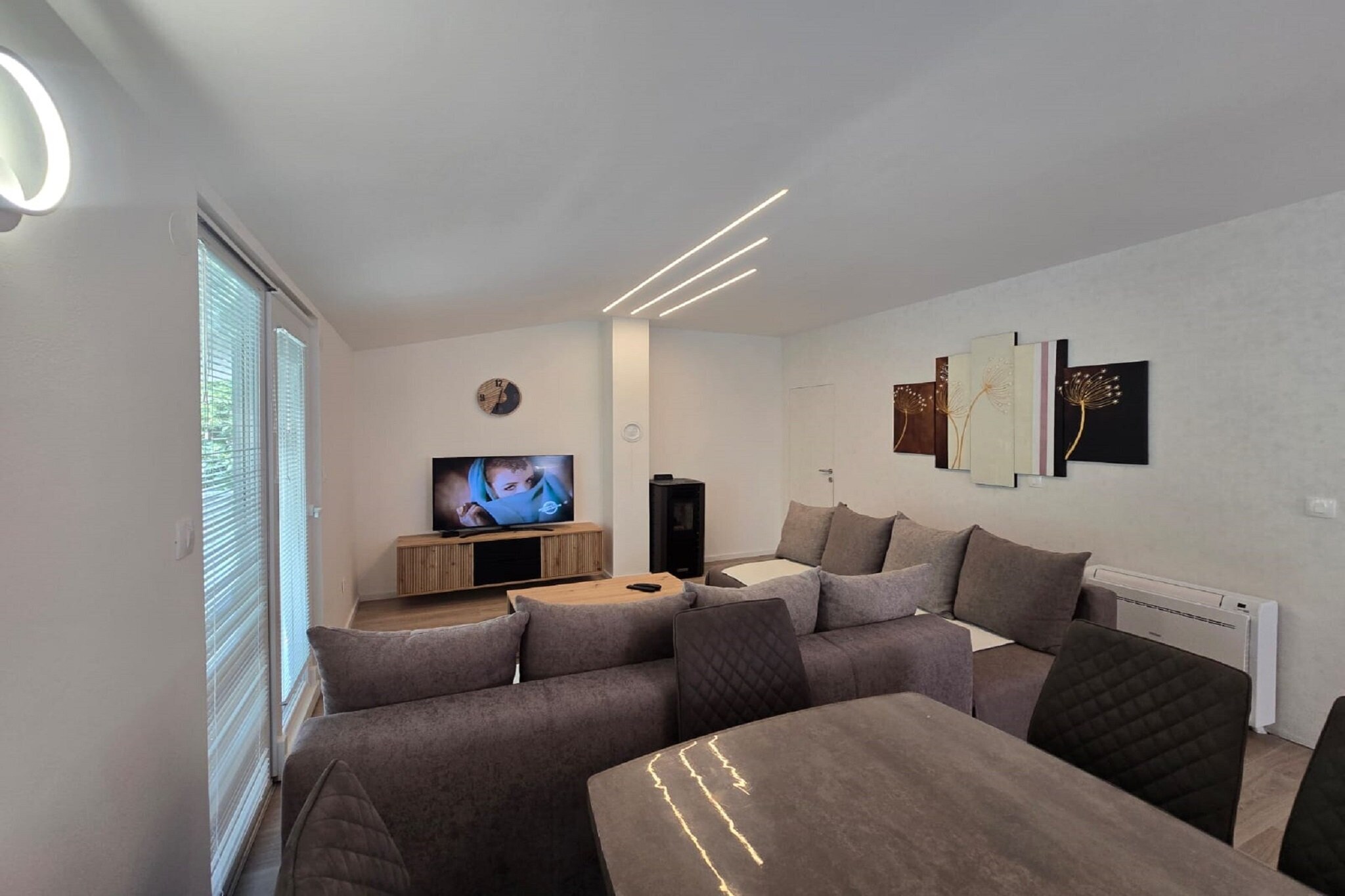 Apartments Ivankovic - Two Bedroom Apartment with Terrace