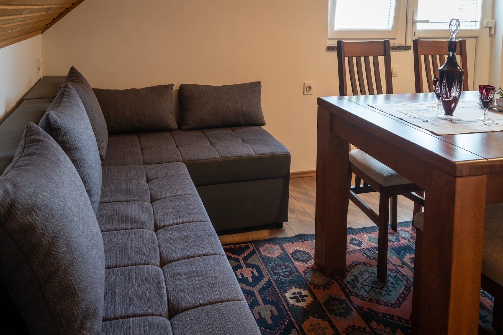 Attic Apartment with Balcony A2