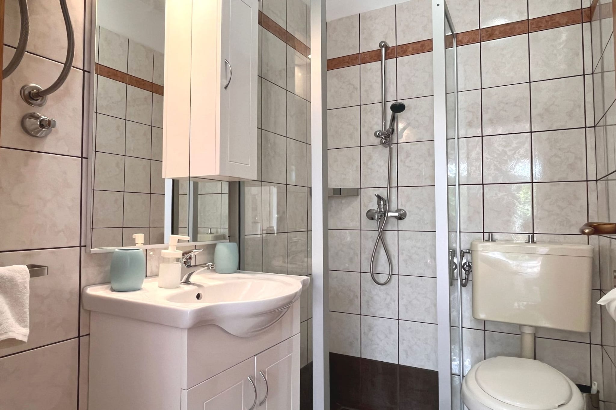 Apartment Butković -  Studio Apartment (A1)-Badkamer