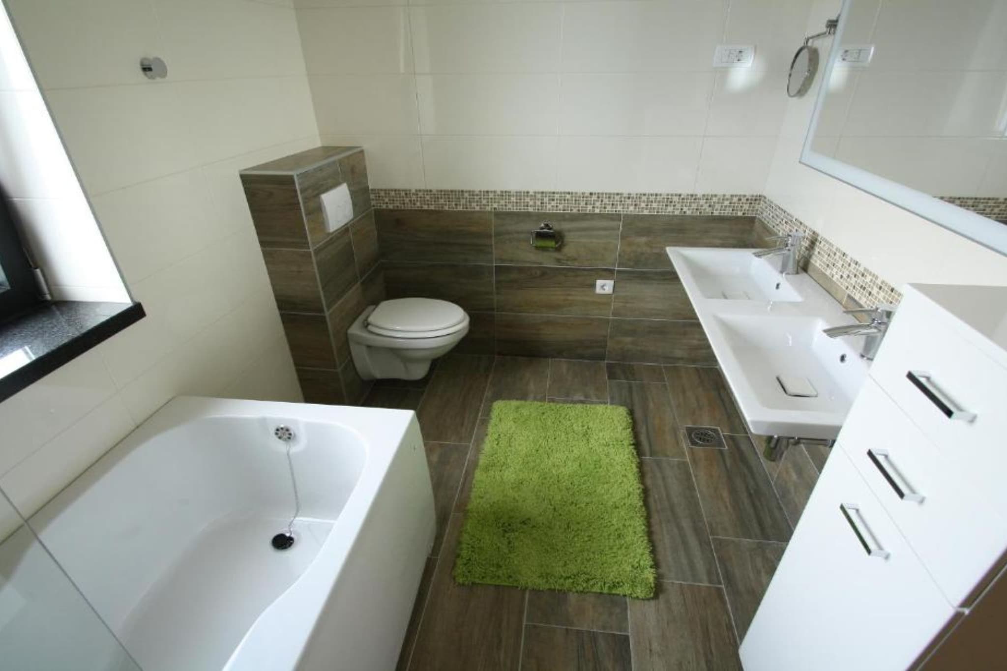 Beachfront Luxury Villa with Private Pool and Stunning Sea Views-Badezimmer