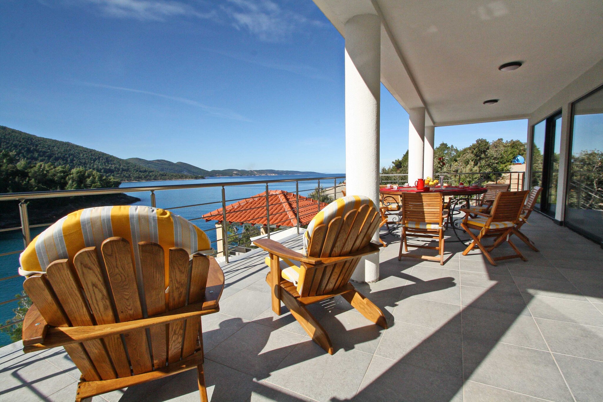 Villa Lukrecia -Stunning Sea View Retreat - Terras
