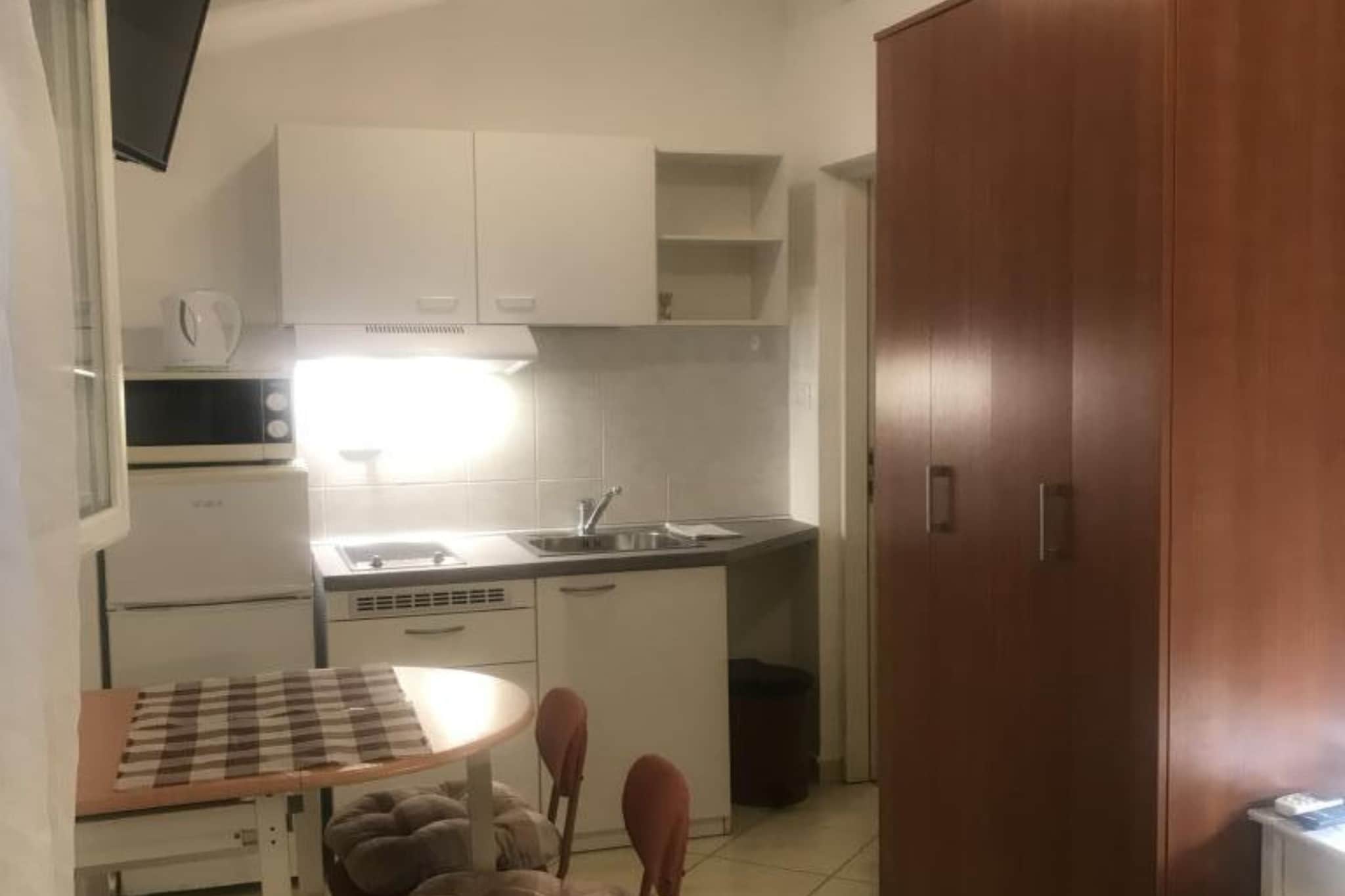 Apartmani Stefanija - Studio With Garden View