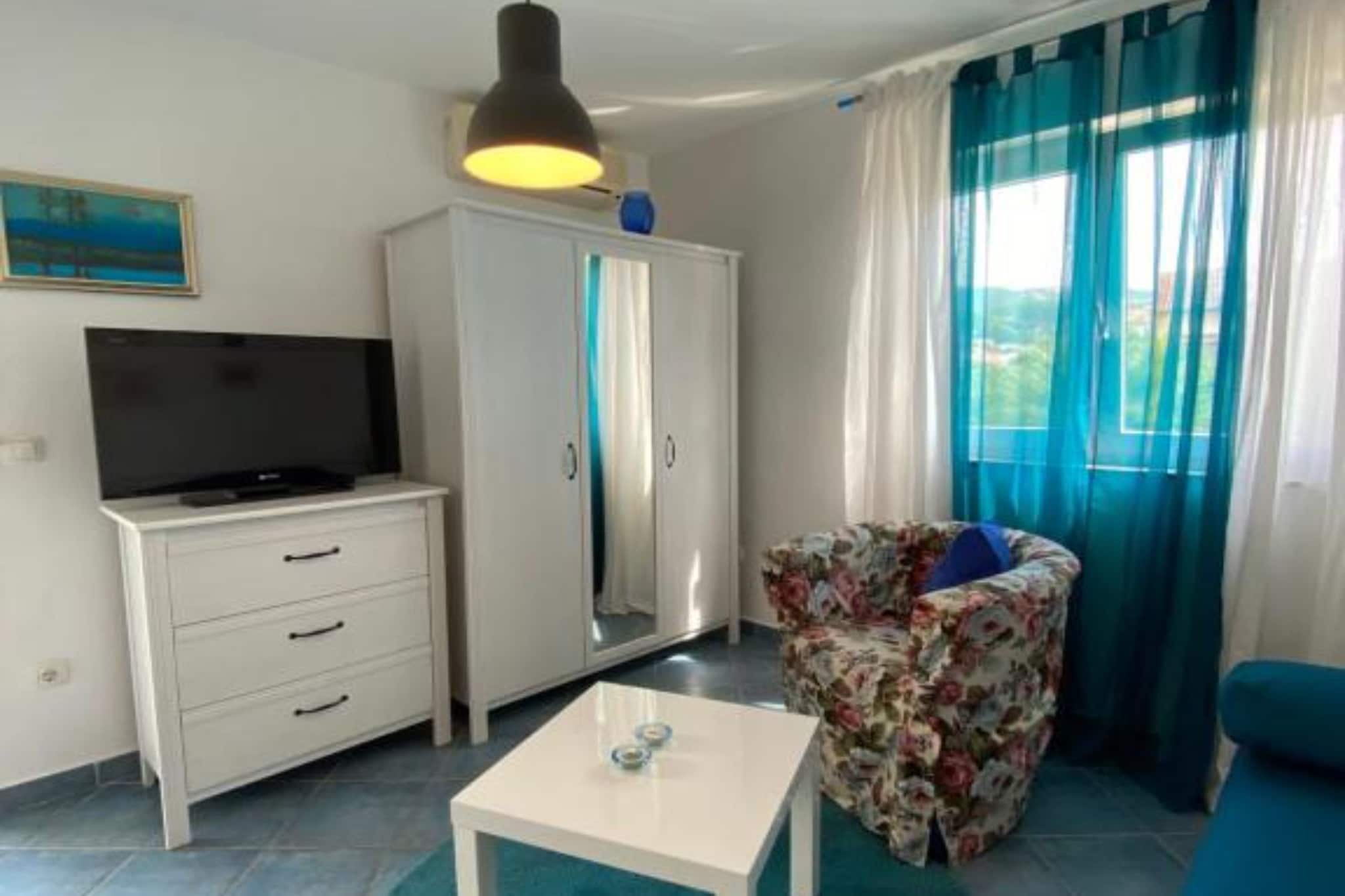 Apartments Lara Rab - One Bedroom Apartment with  Balcony-Salon