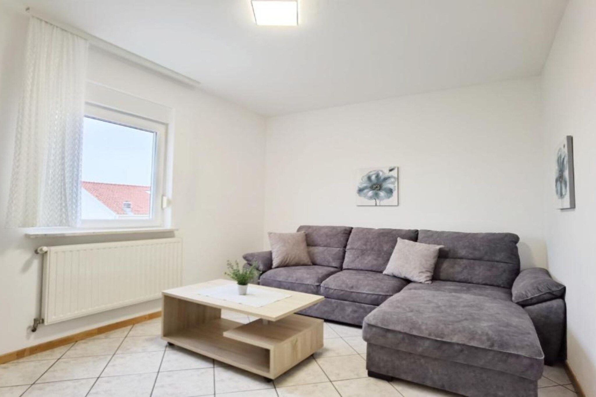 Villa Sanja - One Bedroom Apartment with Balcony and Sea View 3-Woonkamer
