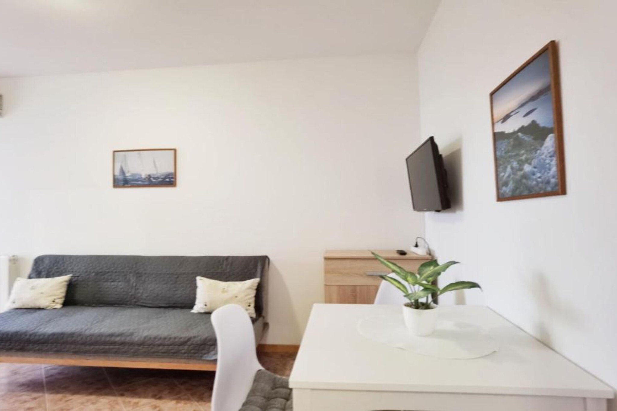 Villa Sanja - One Bedroom Apartment with Balcony and Sea View 3-Woonkamer