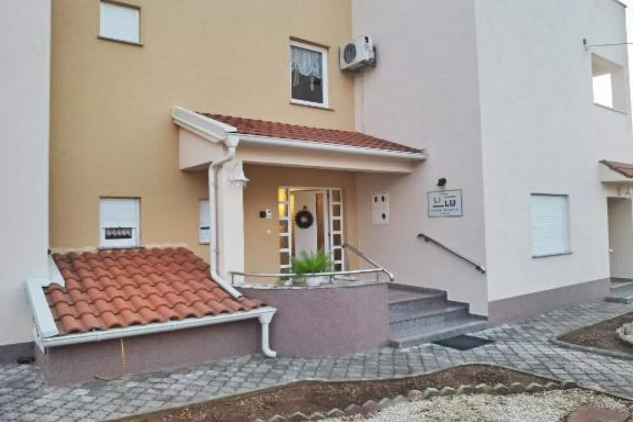 Villa Sanja - One Bedroom Apartment with Balcony and Sea View 4-Buitenlucht