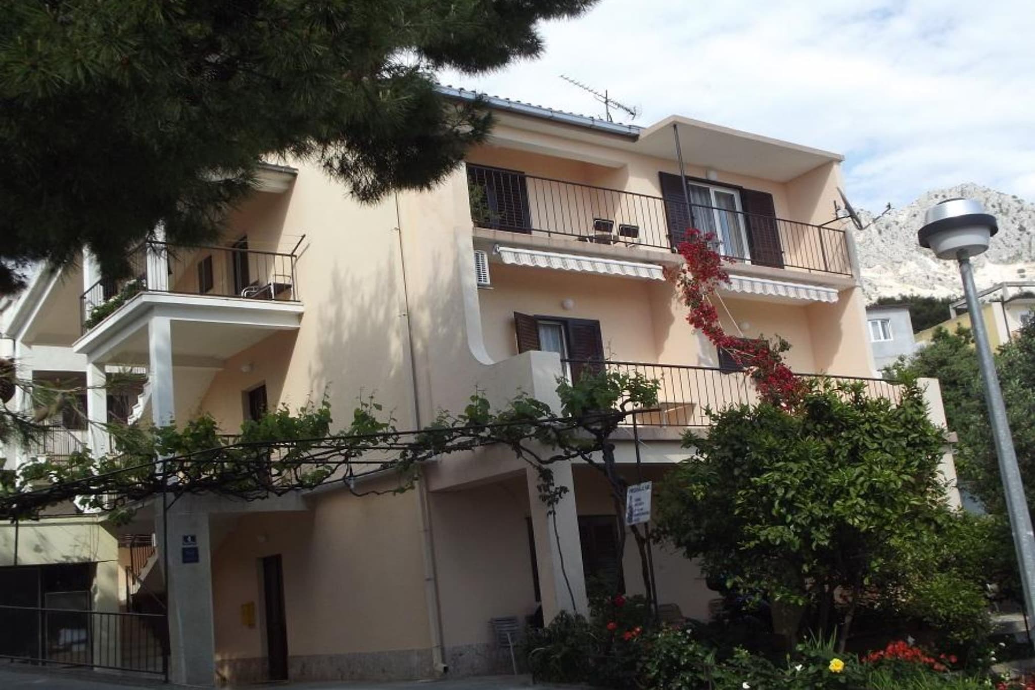 Apartments Roščić -  Superior Two Bedroom Apartment with Balcony and Sea View-Outdoor