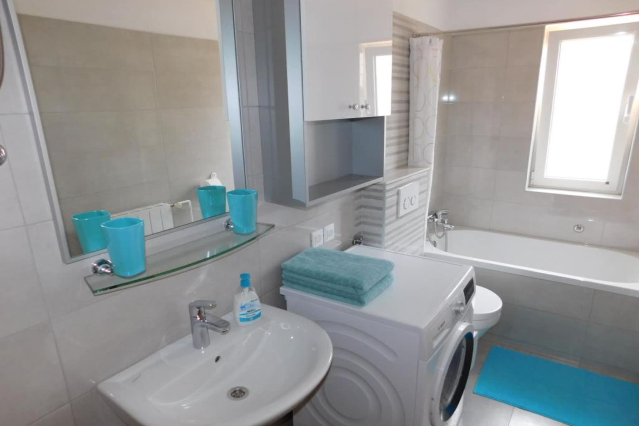 Apartments Roščić -  Superior Two Bedroom Apartment with Balcony and Sea View-Bathroom