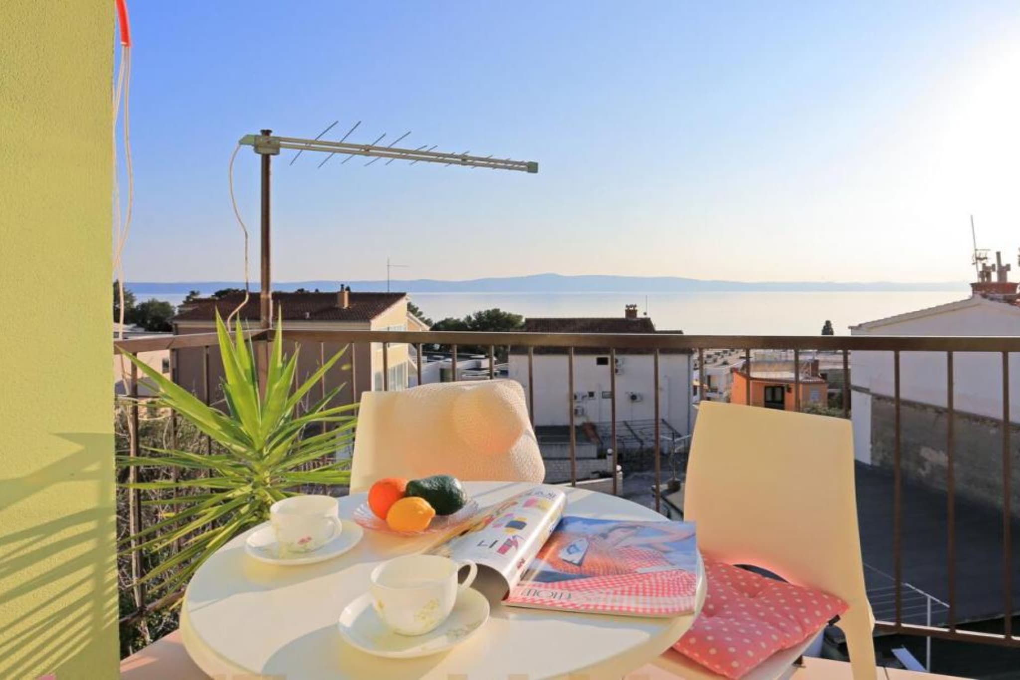 Apartments Roščić -  Classic Two Bedroom Apartment with Balcony and Sea View-Terrace balcony