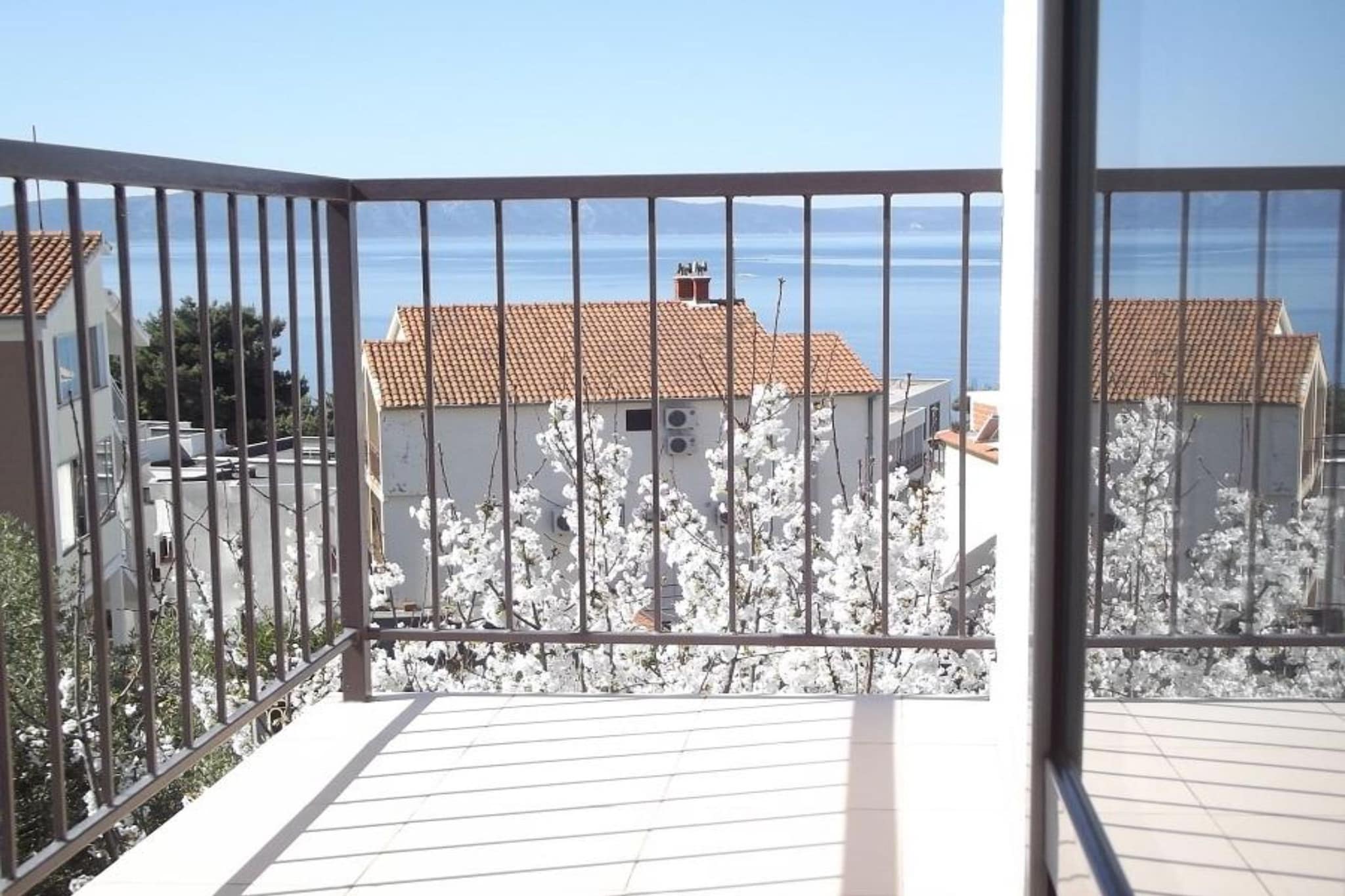 Apartments Roščić -  Classic Two Bedroom Apartment with Balcony and Sea View-Terrace balcony