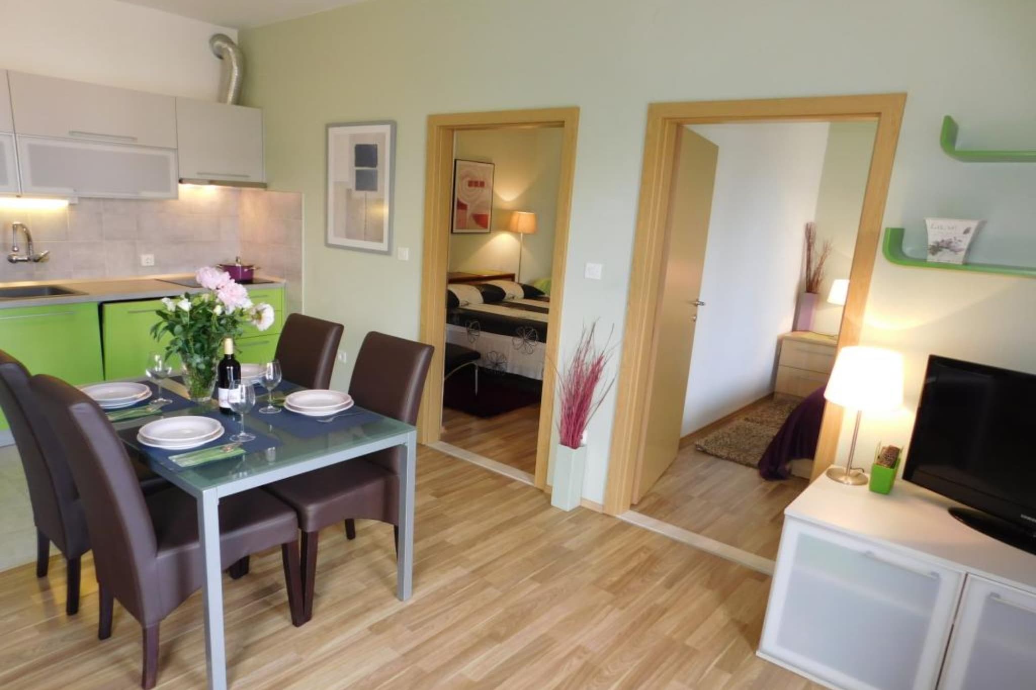 Apartments Roščić - Two Bedroom Apartment with Balcony-Living room