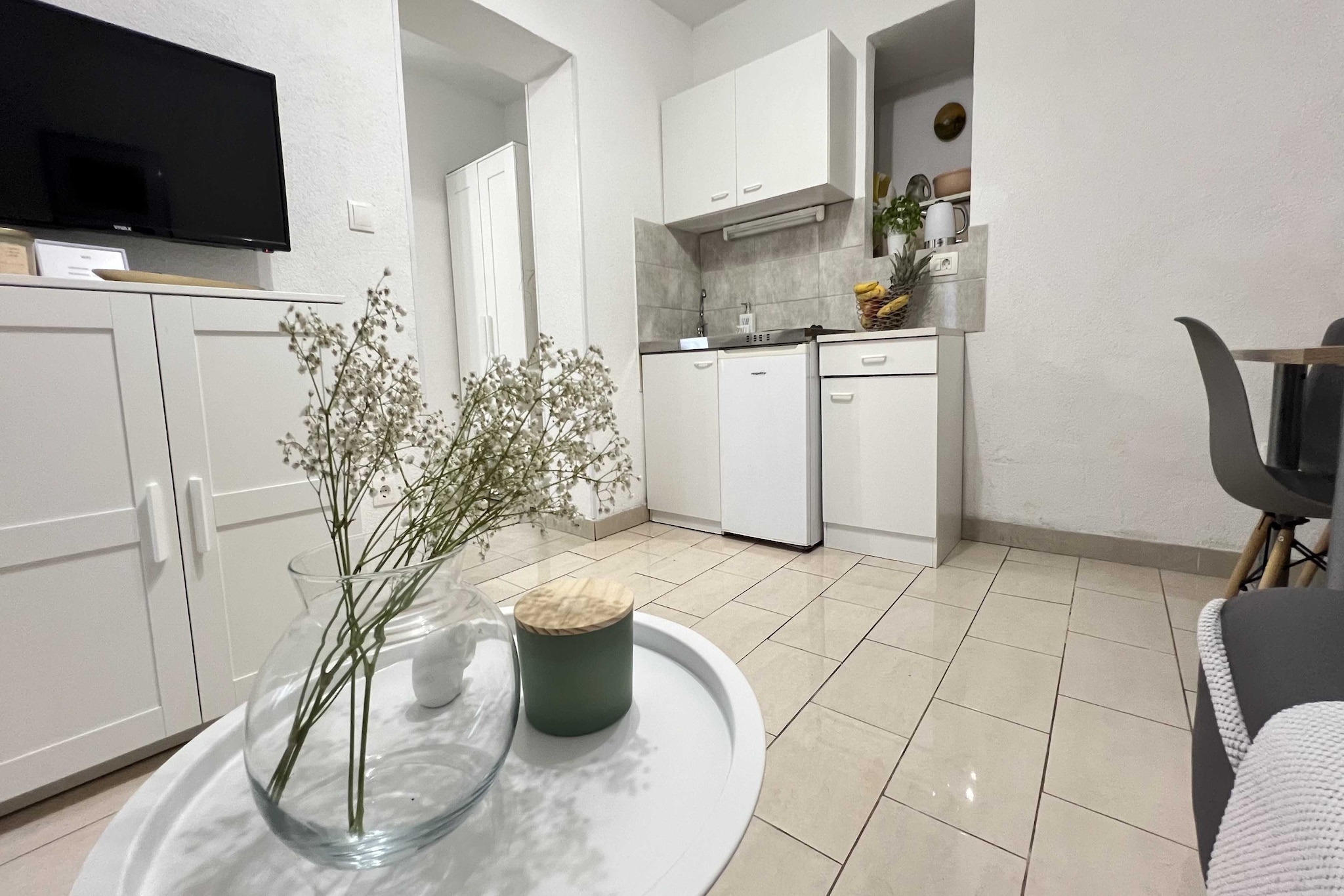 Apartmani Vela Makarska - Studio With Garden View-Keuken