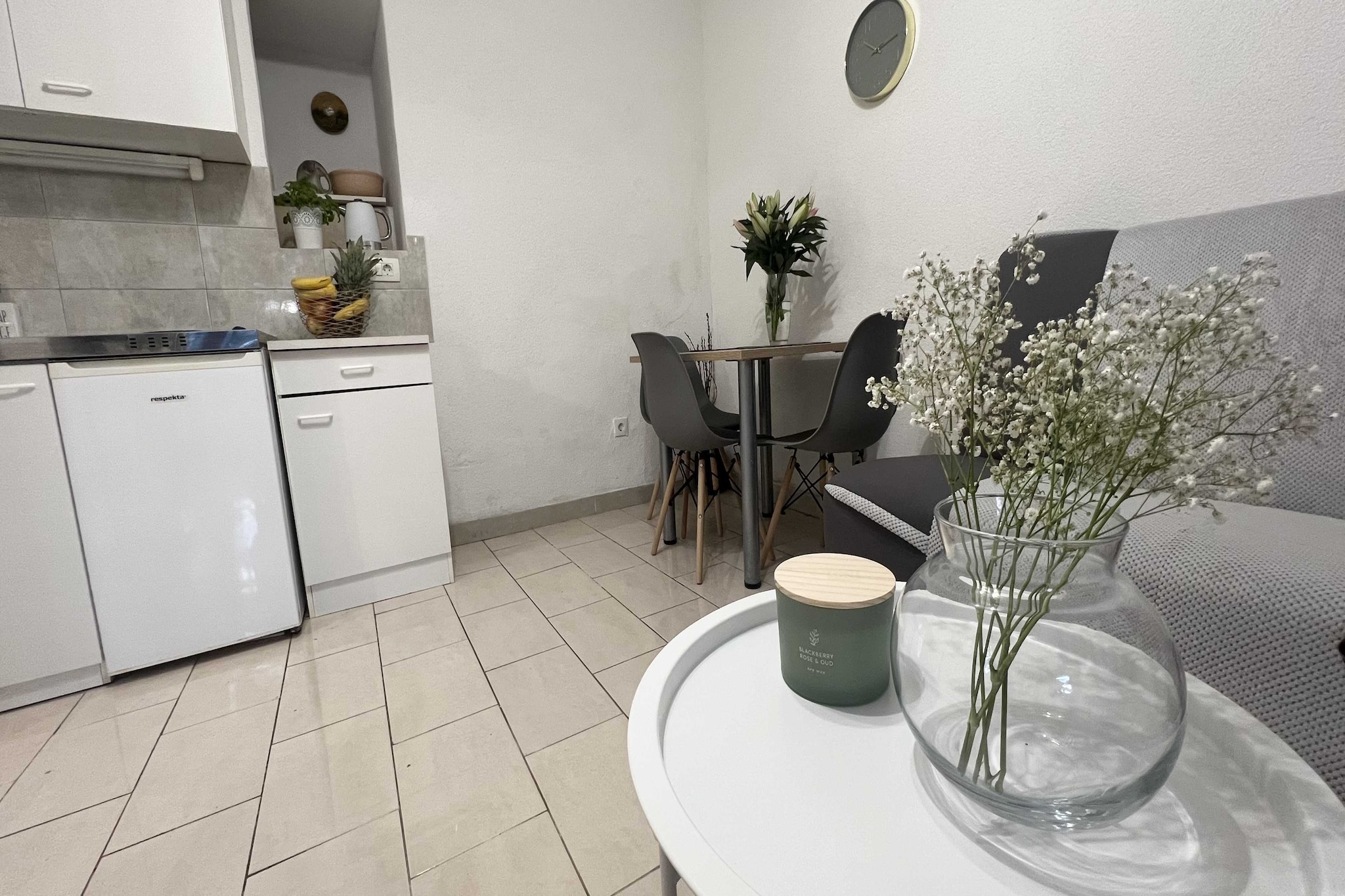 Apartmani Vela Makarska - Studio With Garden View-Keuken