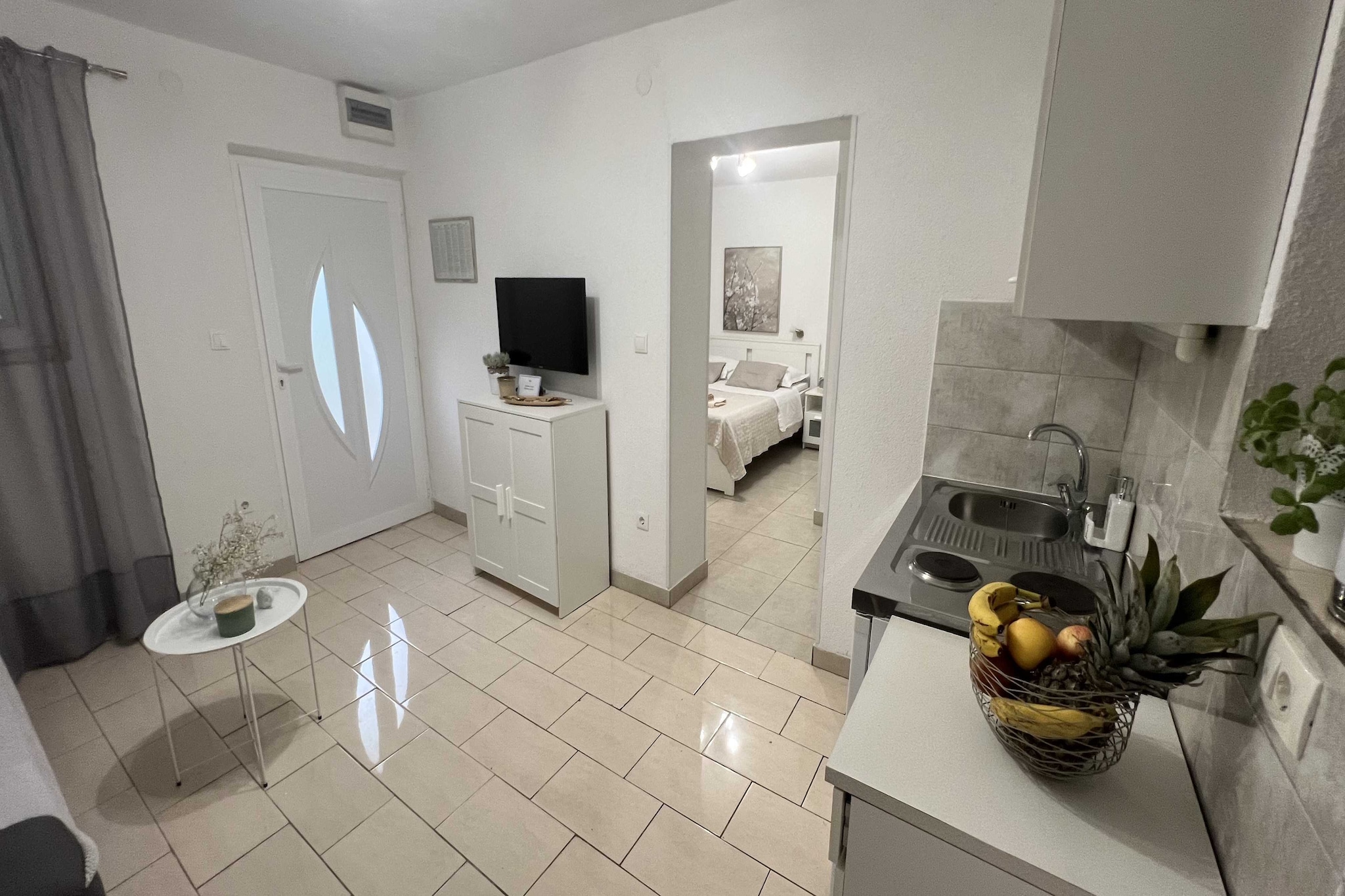 Apartmani Vela Makarska - Studio With Garden View-Keuken