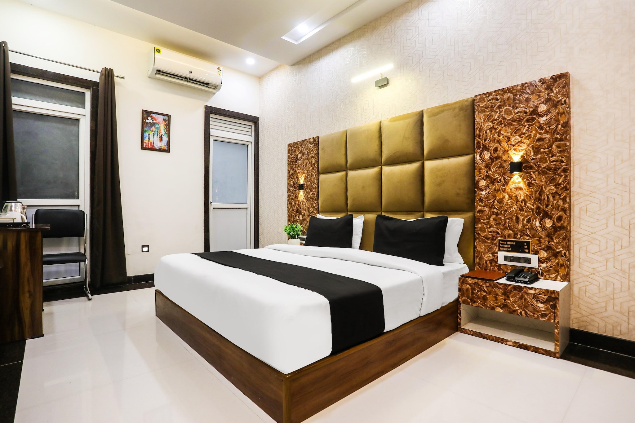 Super Townhouse Indravihar