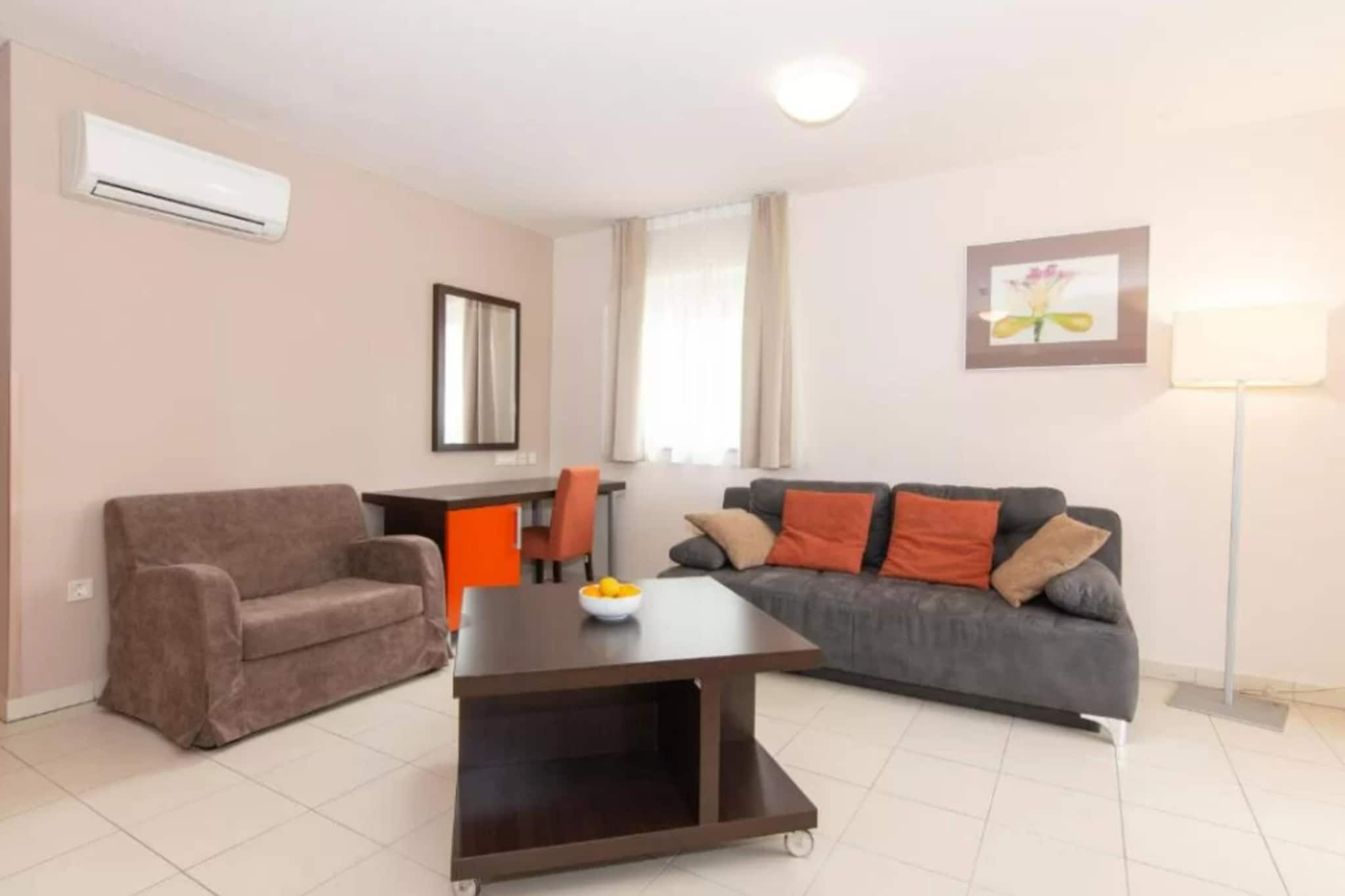 Marina Portorož Family Friendly Apartment 3 - Two Bedroom Apartment-Buitenlucht