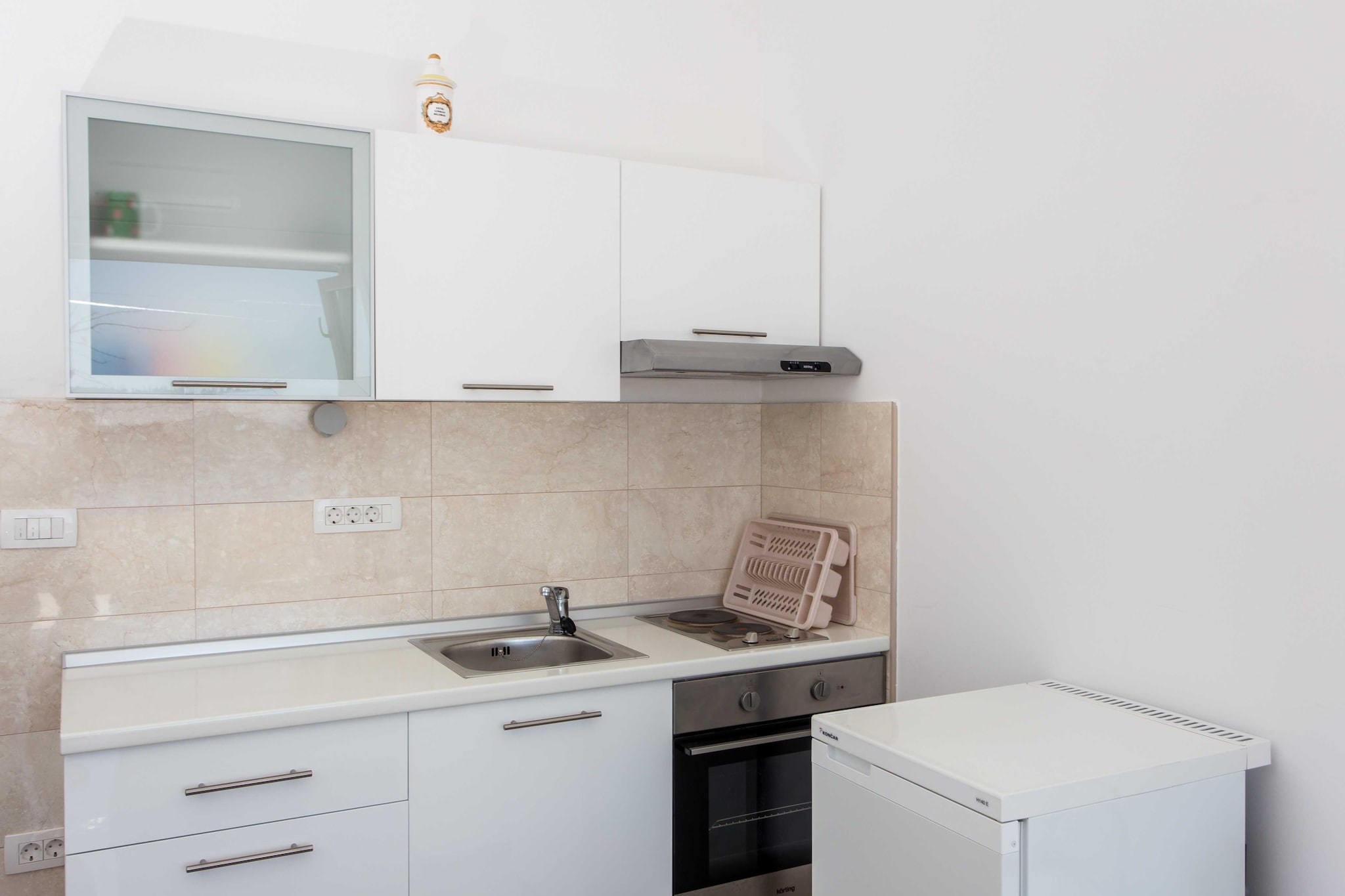 Studio Ari - Superior Studio Apartment with Terrace and Sea View (First Floor)