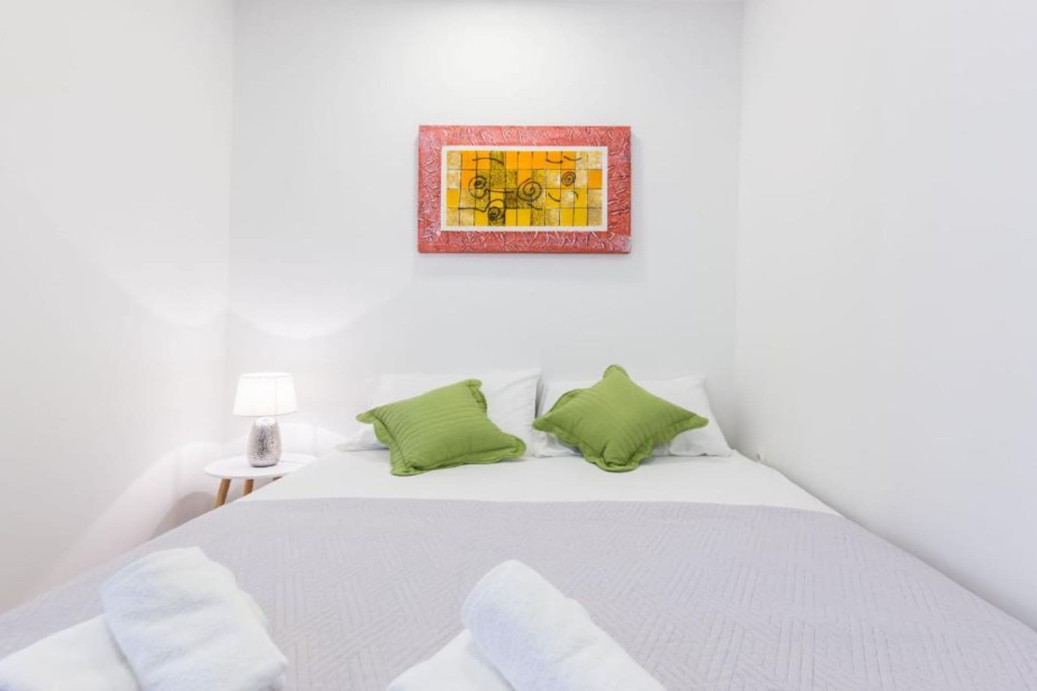 Spacious Two sis Apartments in Zadar with Terrace  Studio Apartment ( 1 )-Schlafzimmer