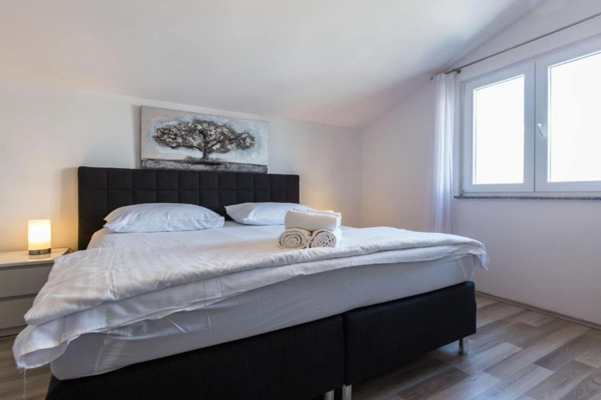 Cozy Three Bedroom Apartment With Terrace in Zadar - Three Bedroom Apartment