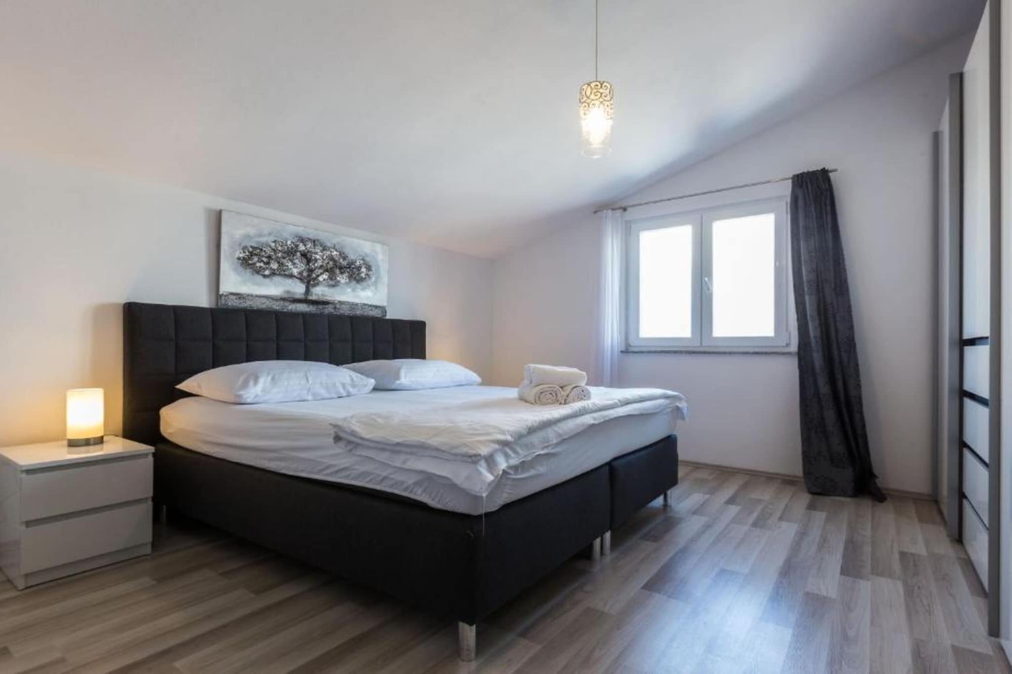 Cozy Three Bedroom Apartment With Terrace in Zadar - Three Bedroom Apartment-Schlafzimmer