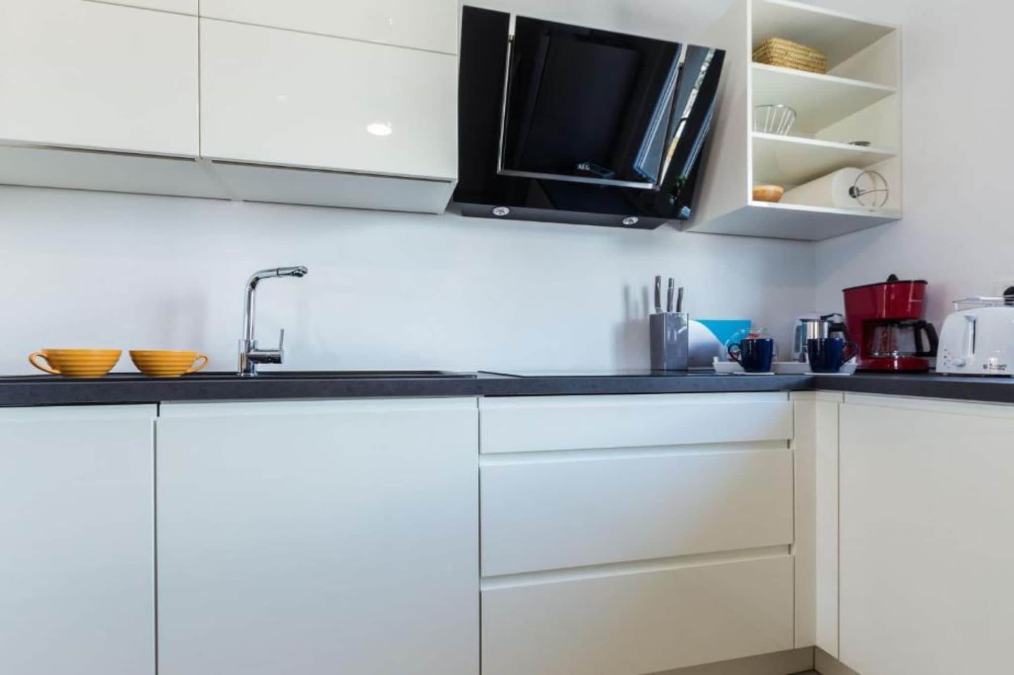 Cozy Three Bedroom Apartment With Terrace in Zadar - Three Bedroom Apartment-Küche