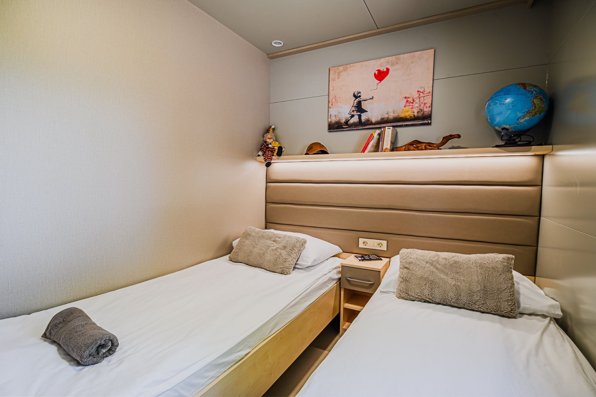 Lakeside Luxury Retreat Mobile Homes with Thermal Riviera Tickets - Three Bedroom Mobile Home 15\/014-Slaapkamer