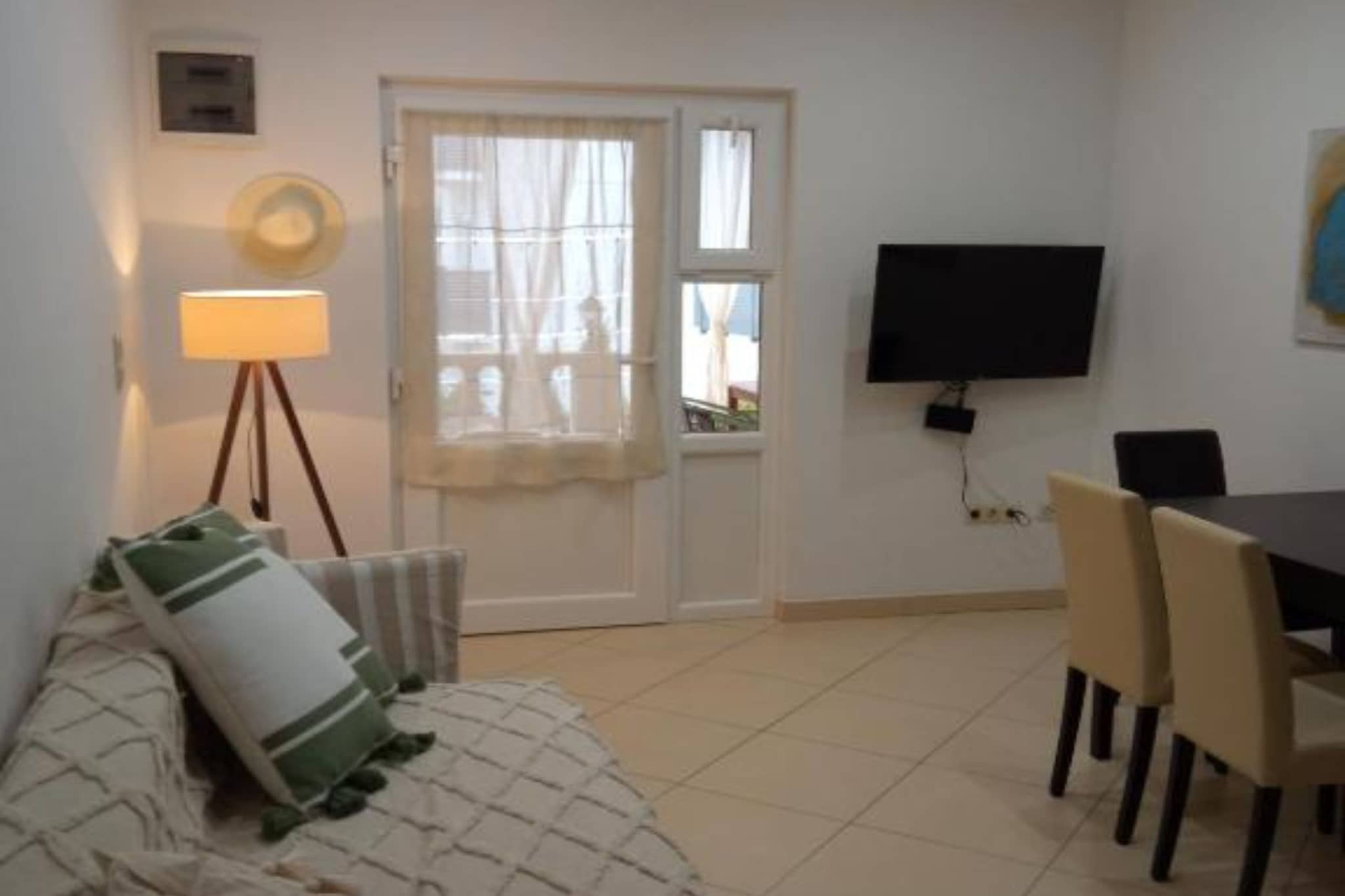 Cozy Vodice Garden Apartments With Terrace and BBQ - Standard one bedroom apartment (RED)-Slaapkamer