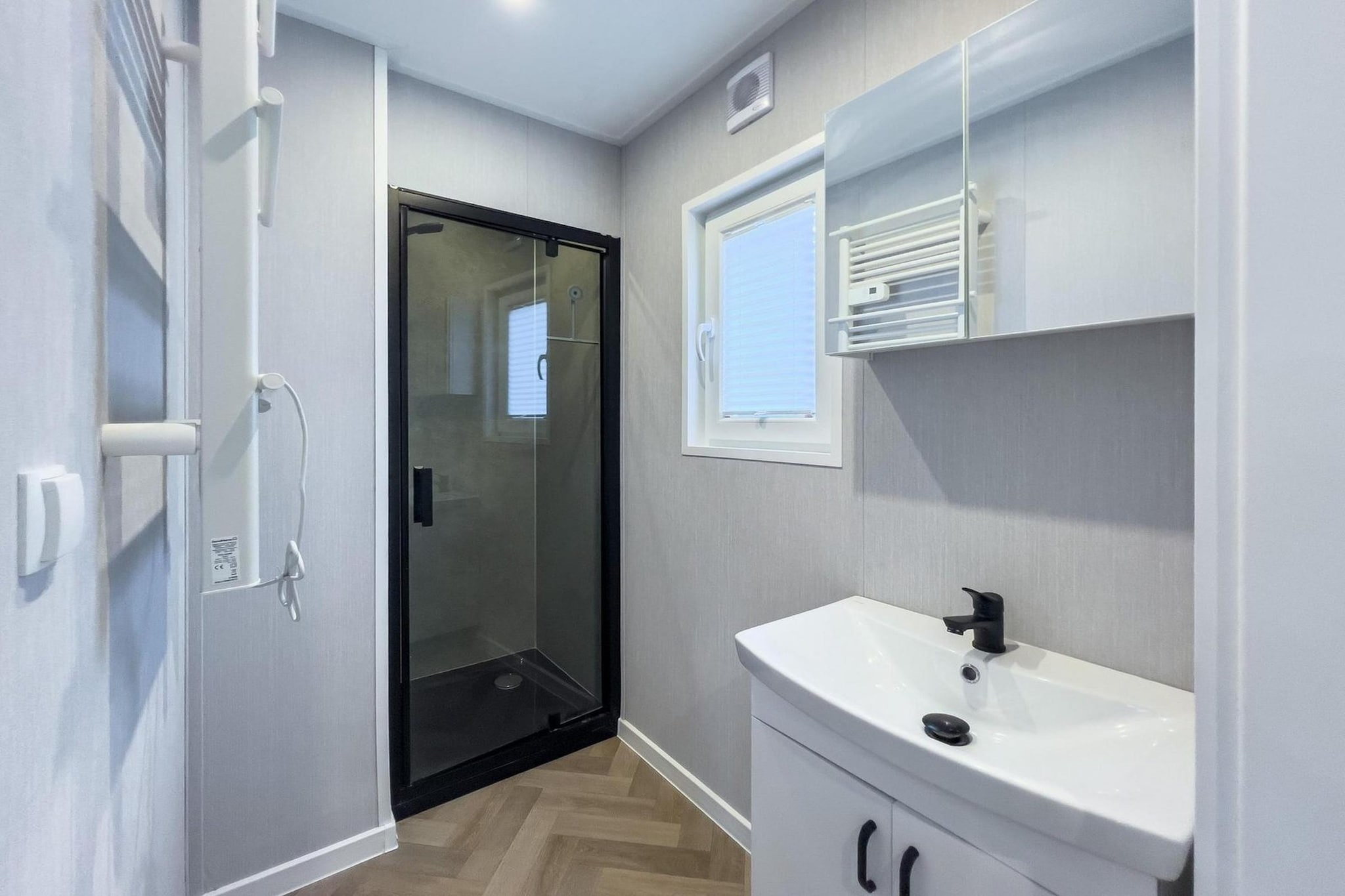 Chalet 35m2 B | 4 personen-Badkamer