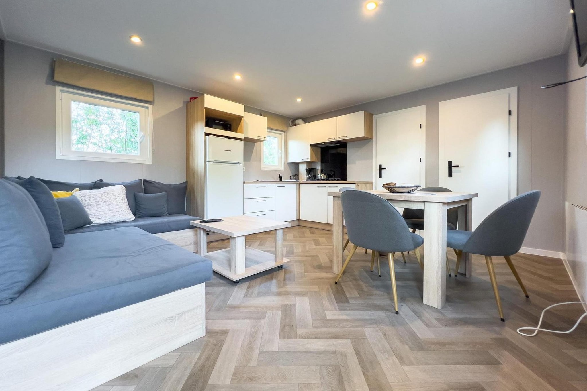 Chalet 35m2 B | 4 personen-Eetkamer